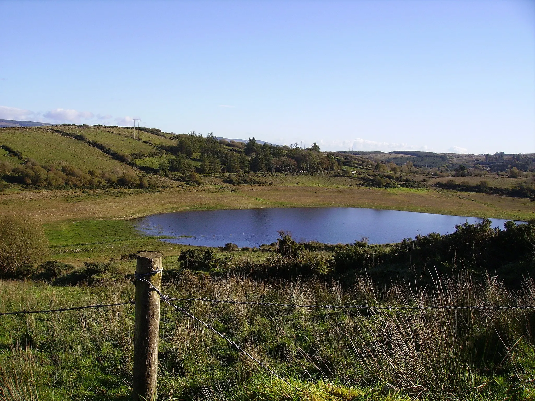 Photo showing: Lough  Nasool,  making  a  reappearance  November  2006