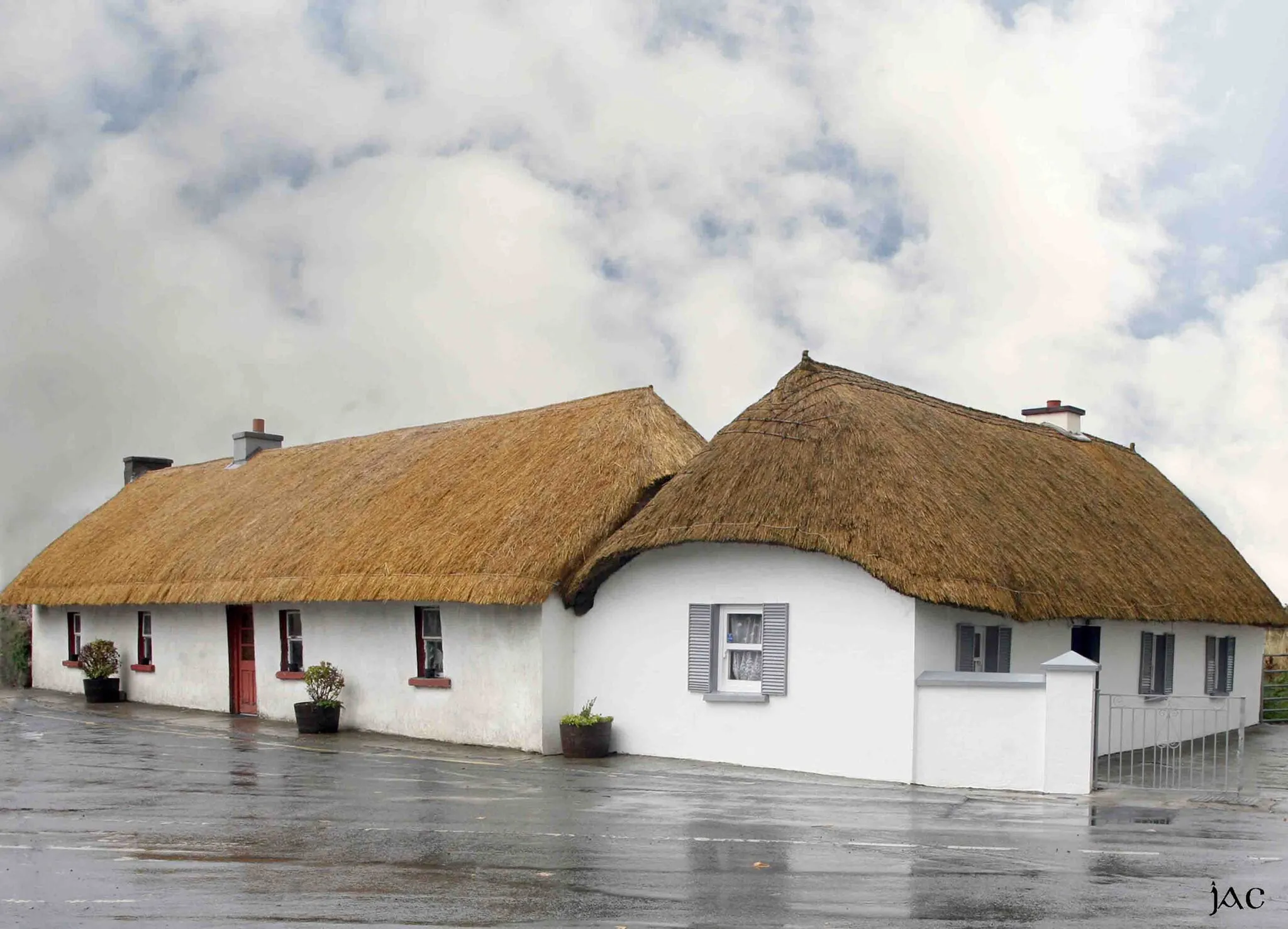 Photo showing: Clogh is a unique heritage village in North Kilkenny.Photograph by John Coffey Clogh.