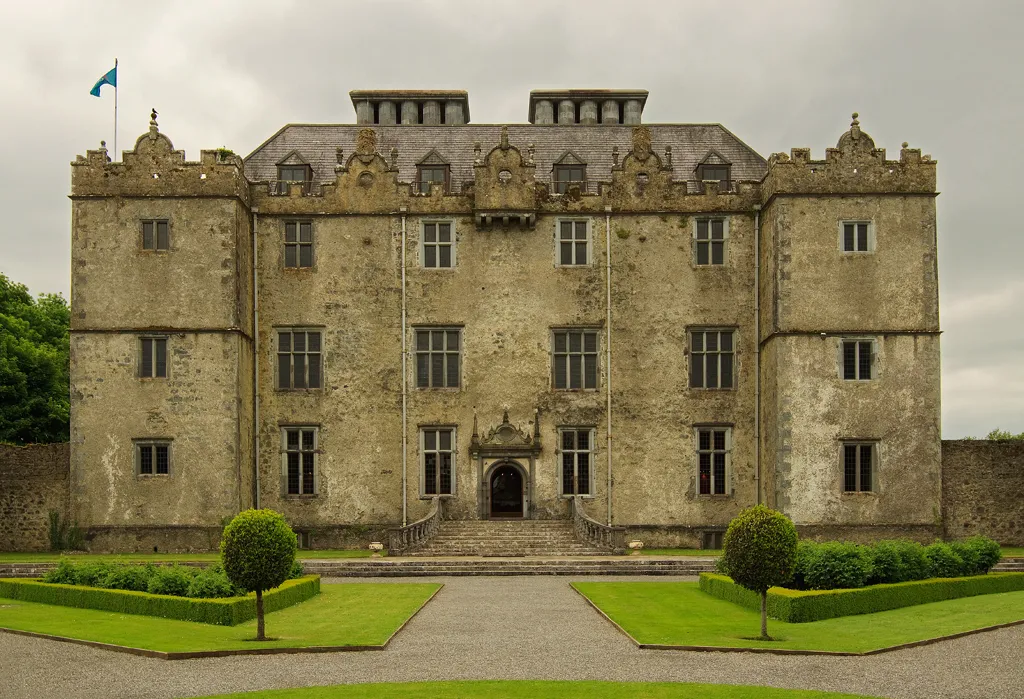 Photo showing: Castles of Connacht: Portumna, Galway (1)