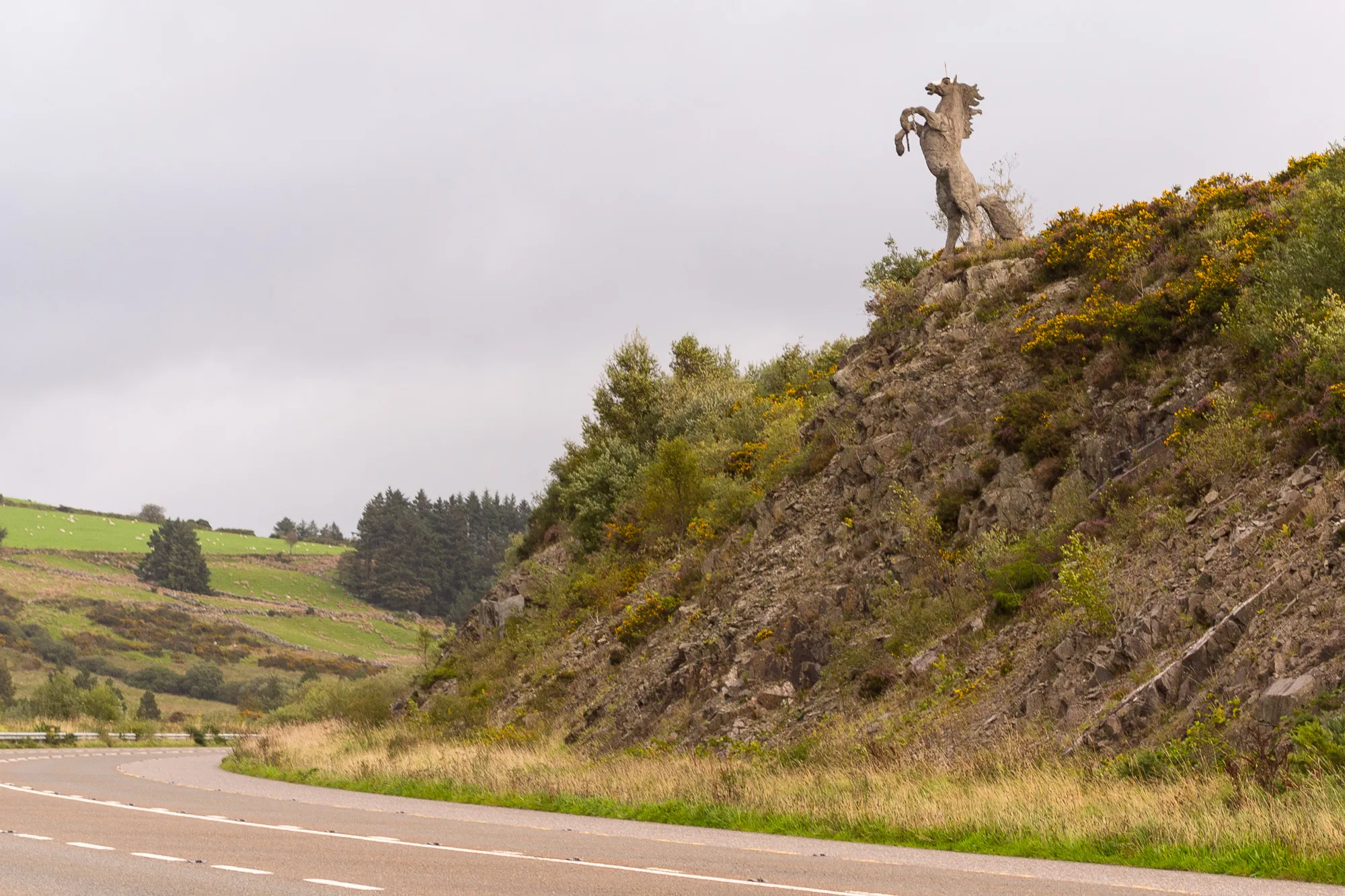 Photo showing: Capall Mór - The Unicorn sculpture at road N22 / Ireland