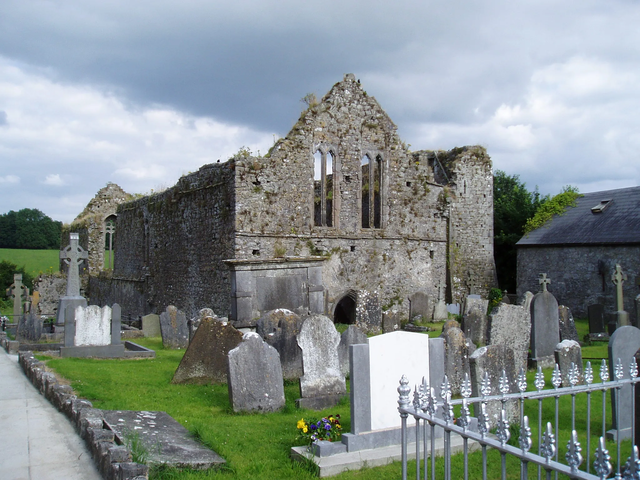 Photo showing: Buttevant Abbey, Co. Cork, Ireland