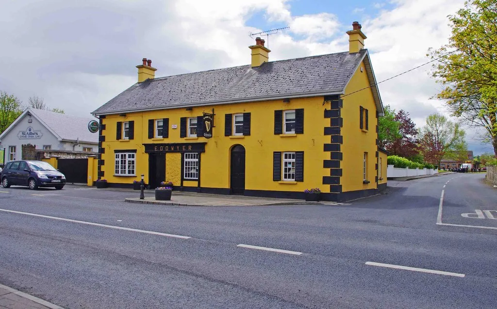 Photo showing: E. O'Dwyer, Pallas Grean New, Co. Limerick