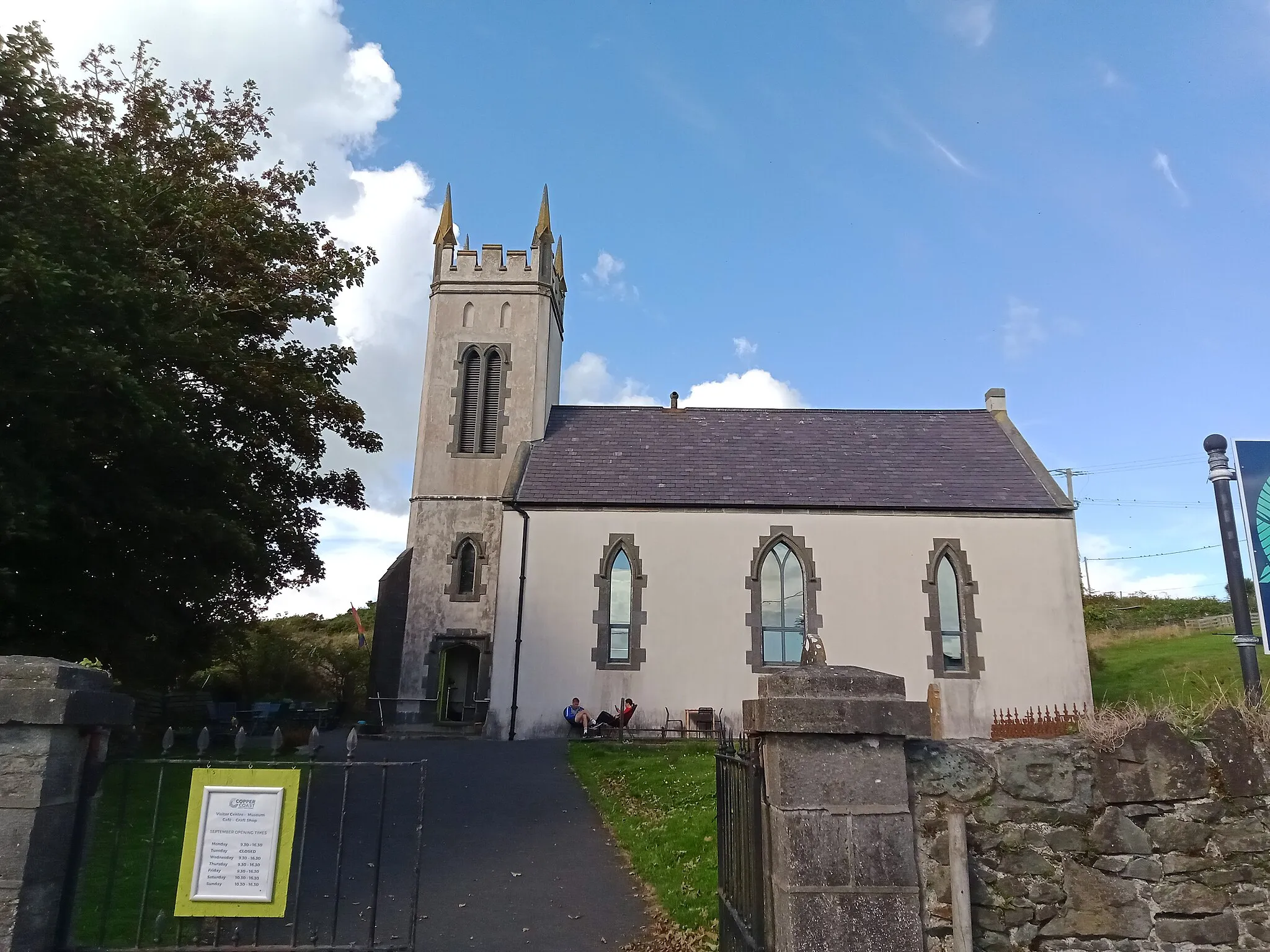 Photo showing: Knockmahon Church (church in County Waterford, Ireland)