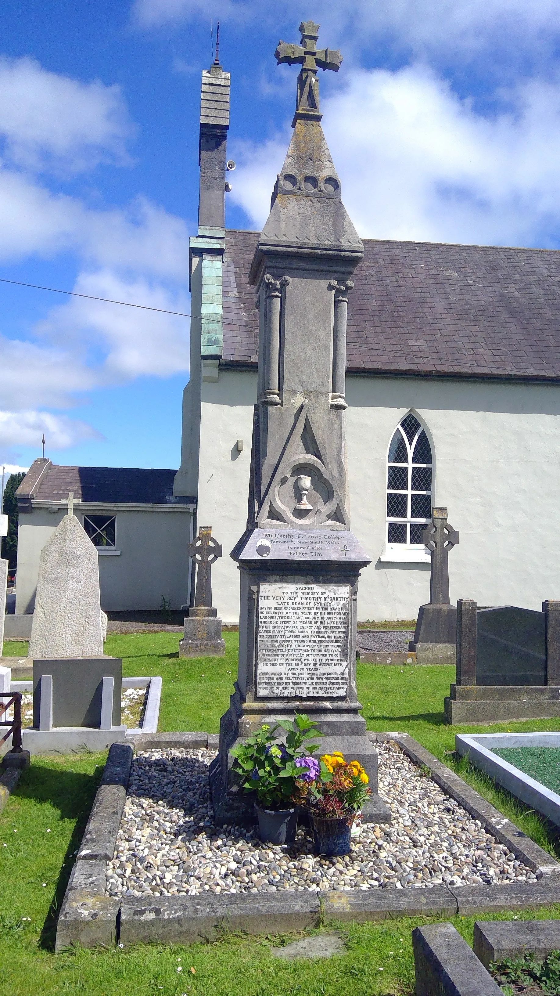 Photo showing: Photo taken in August 2020 at Ballyheeda Cemetery, Ballinhassig by John Weldon a descendant of Fr Tim.