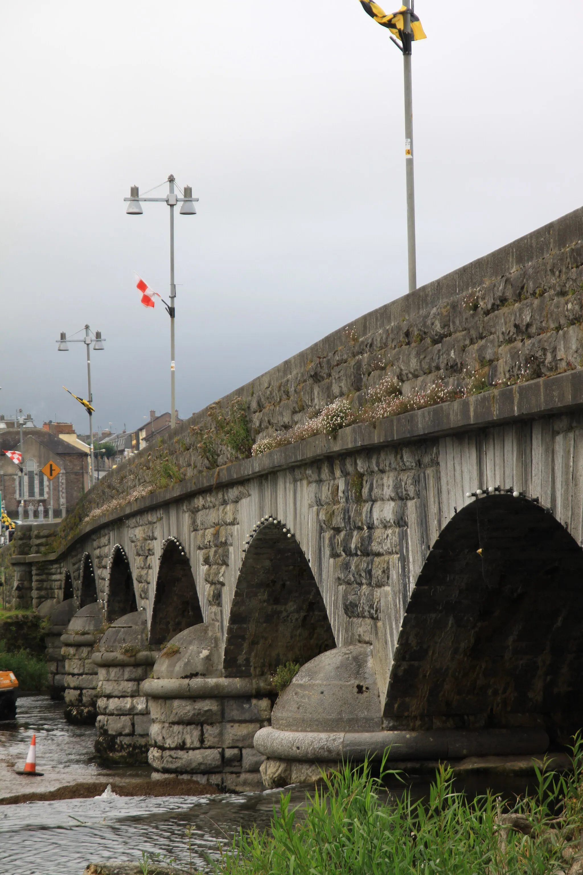 Photo showing: Fermoy bridge