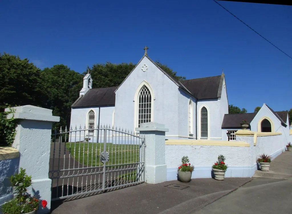 Photo showing: Church of the Sacred Heart, Minane Bridge