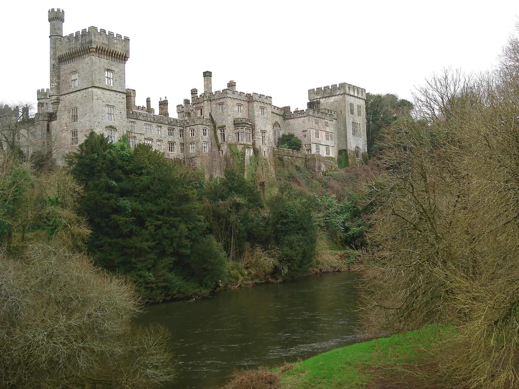Photo showing: Lismore Castle, located in the town of Lismore, in County Waterford, Ireland