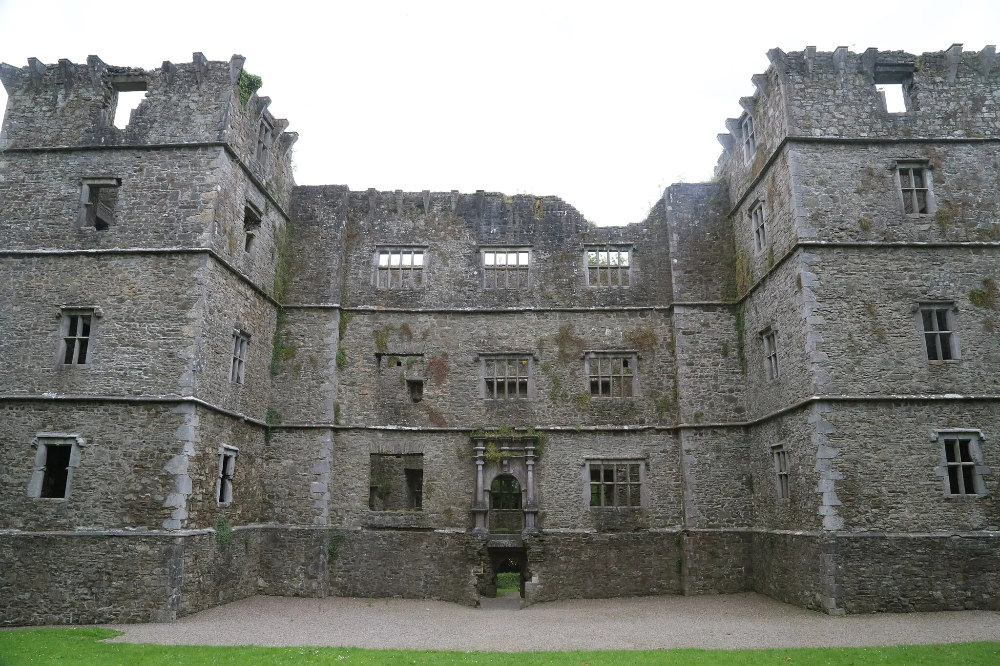 Photo showing: Kanturk Castle