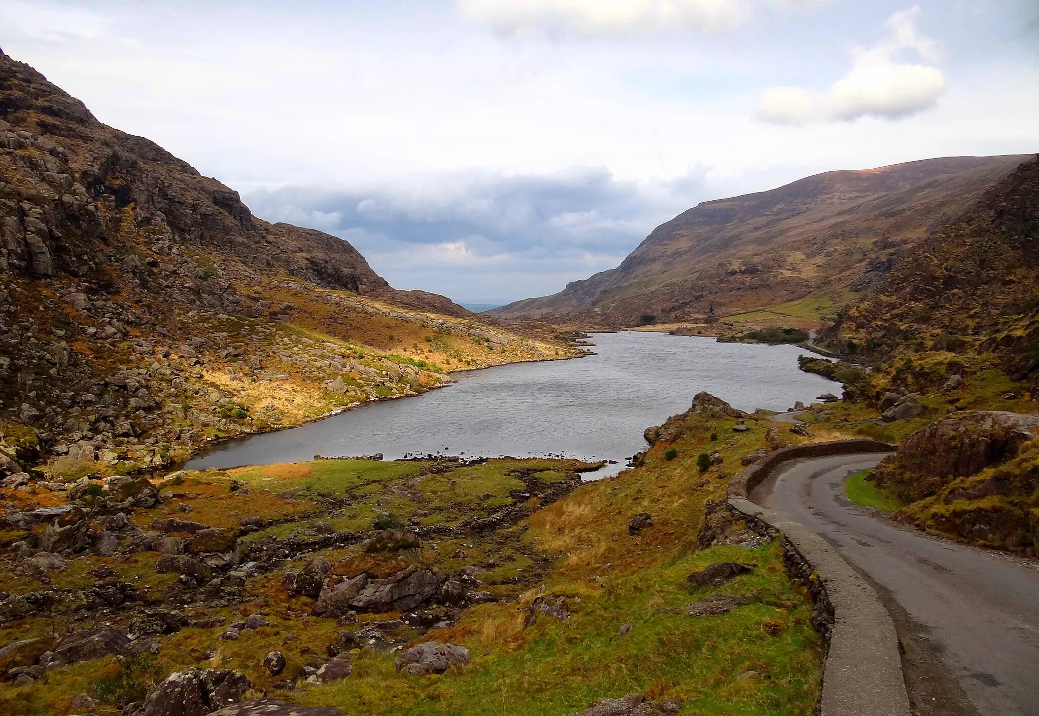 Photo showing: Auger Lake just below and north of the Gap of Dunloe in Killarney National Park.