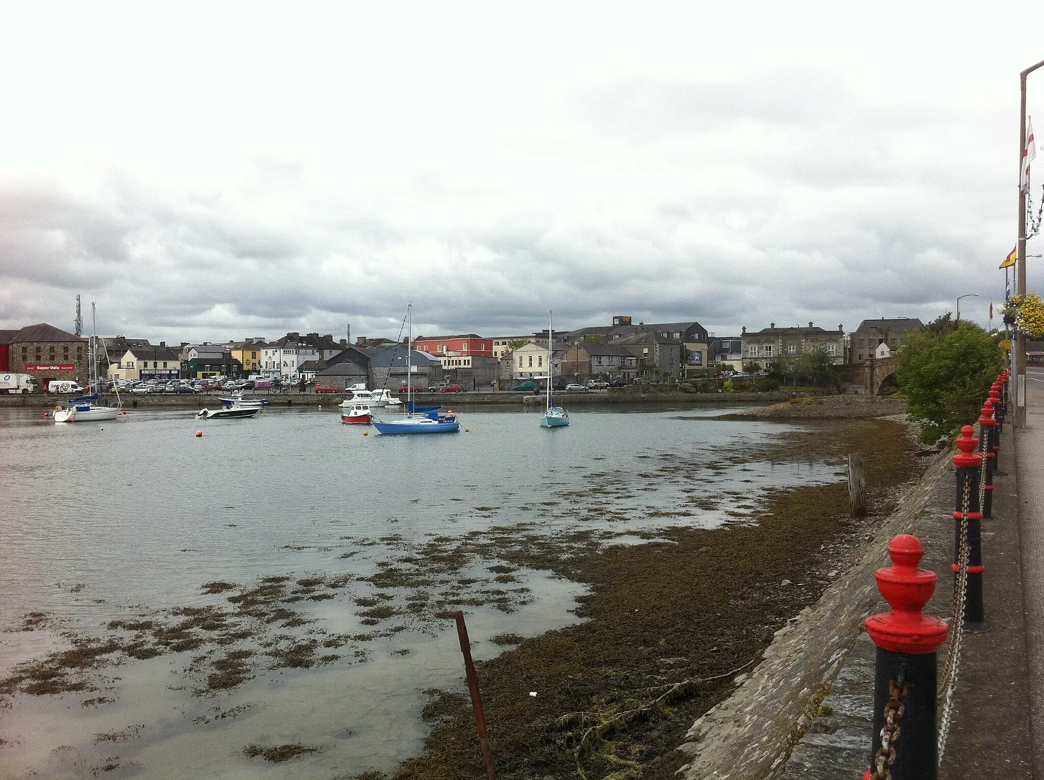 Photo showing: Along the Causeway, Dungarvan