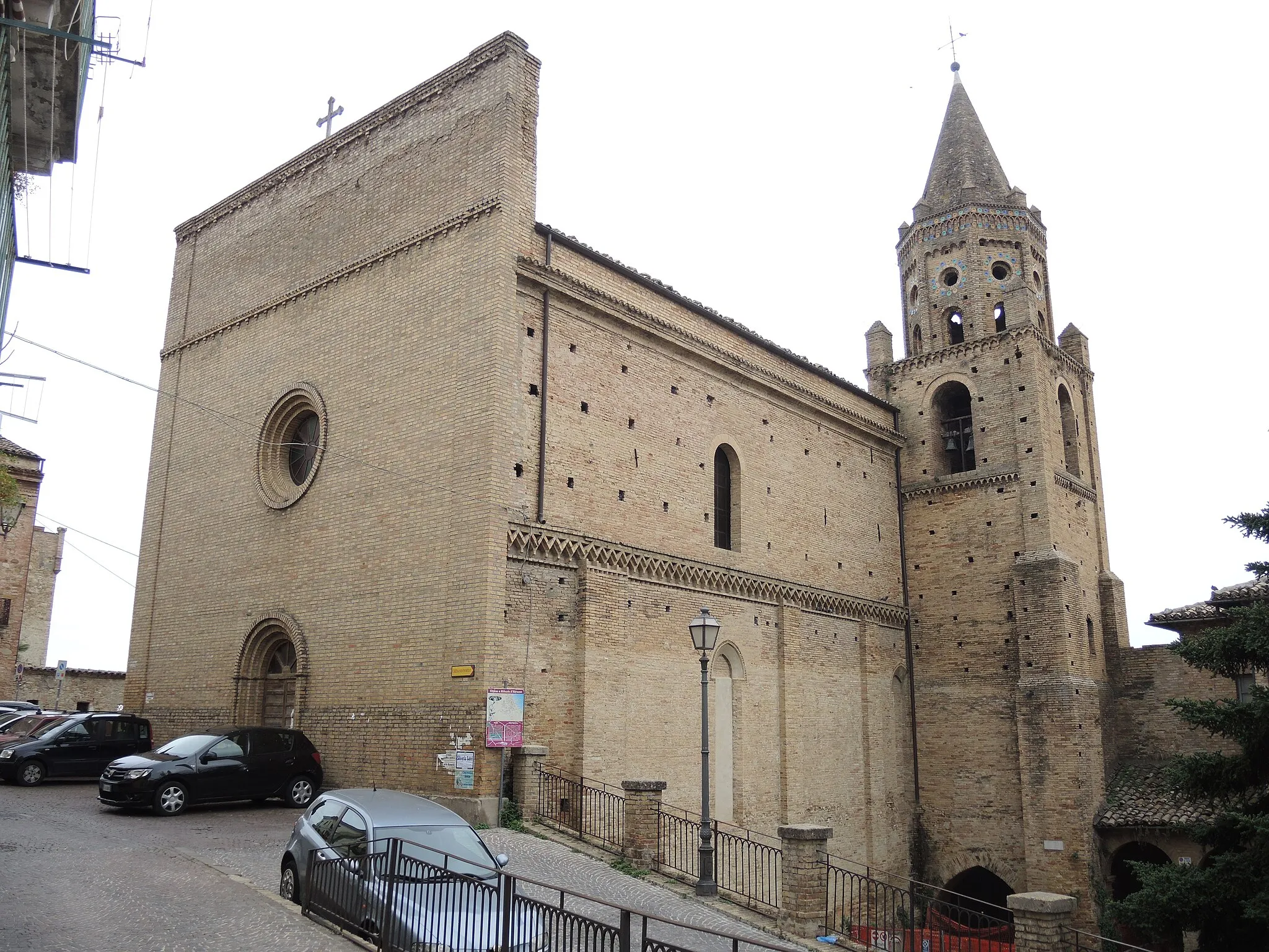 Photo showing: Penne: Chiesa di Sant'Agostino