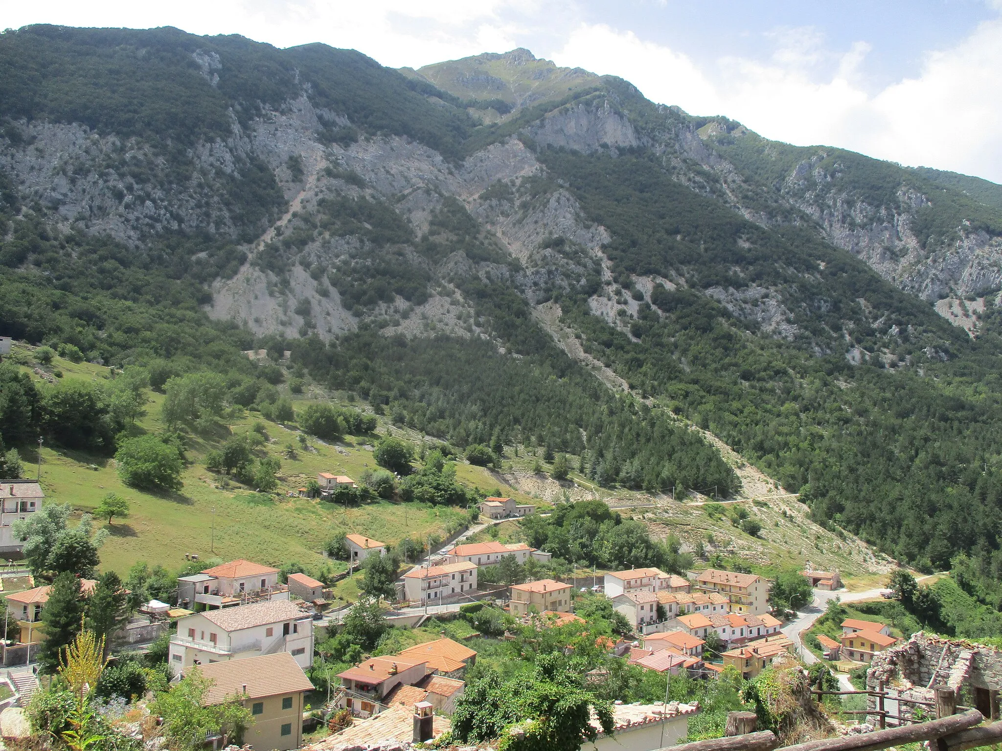 Photo showing: Monte Viglio visto da Meta
