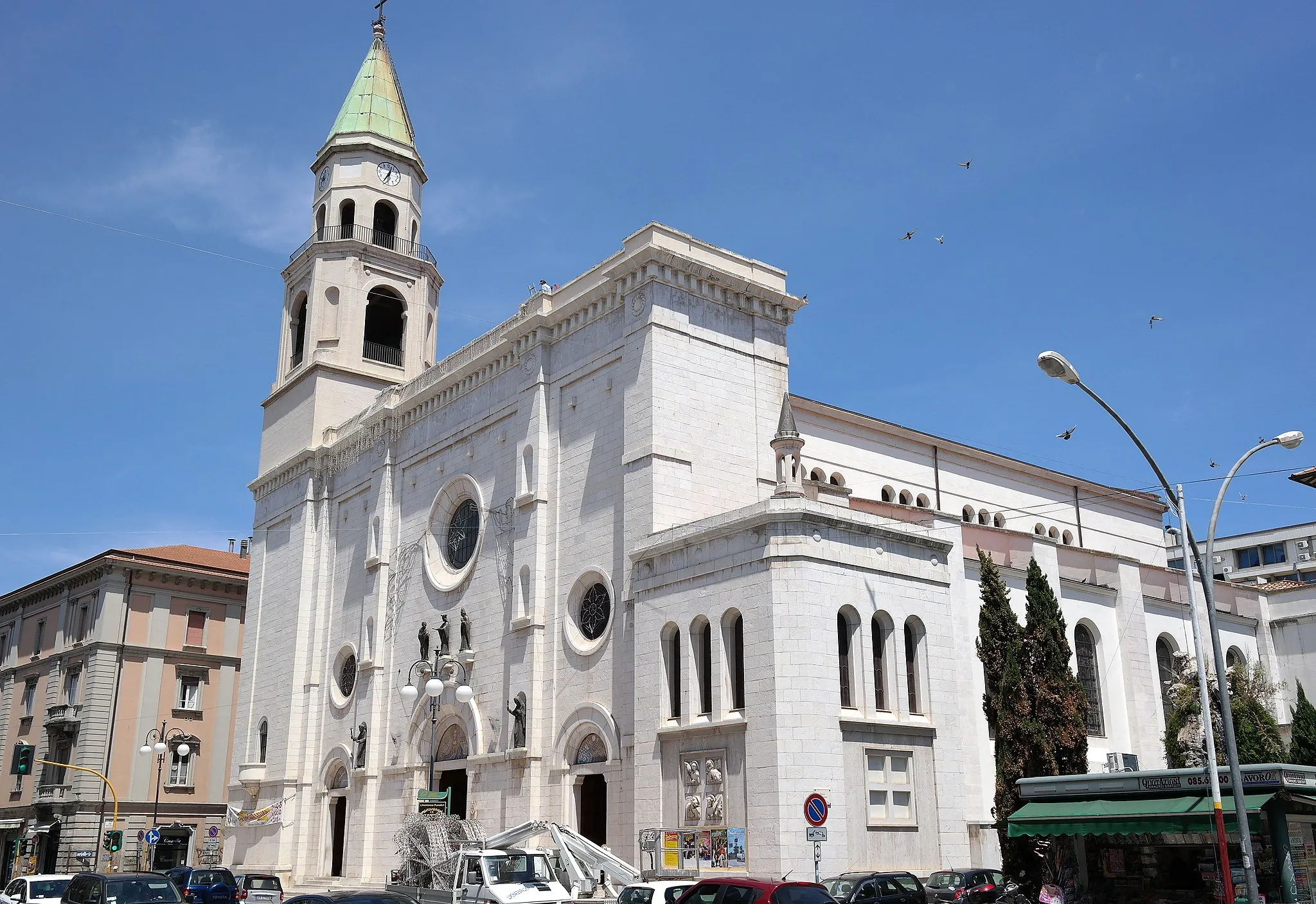 Photo showing: Cattedrale di San Cetteo a Pescara