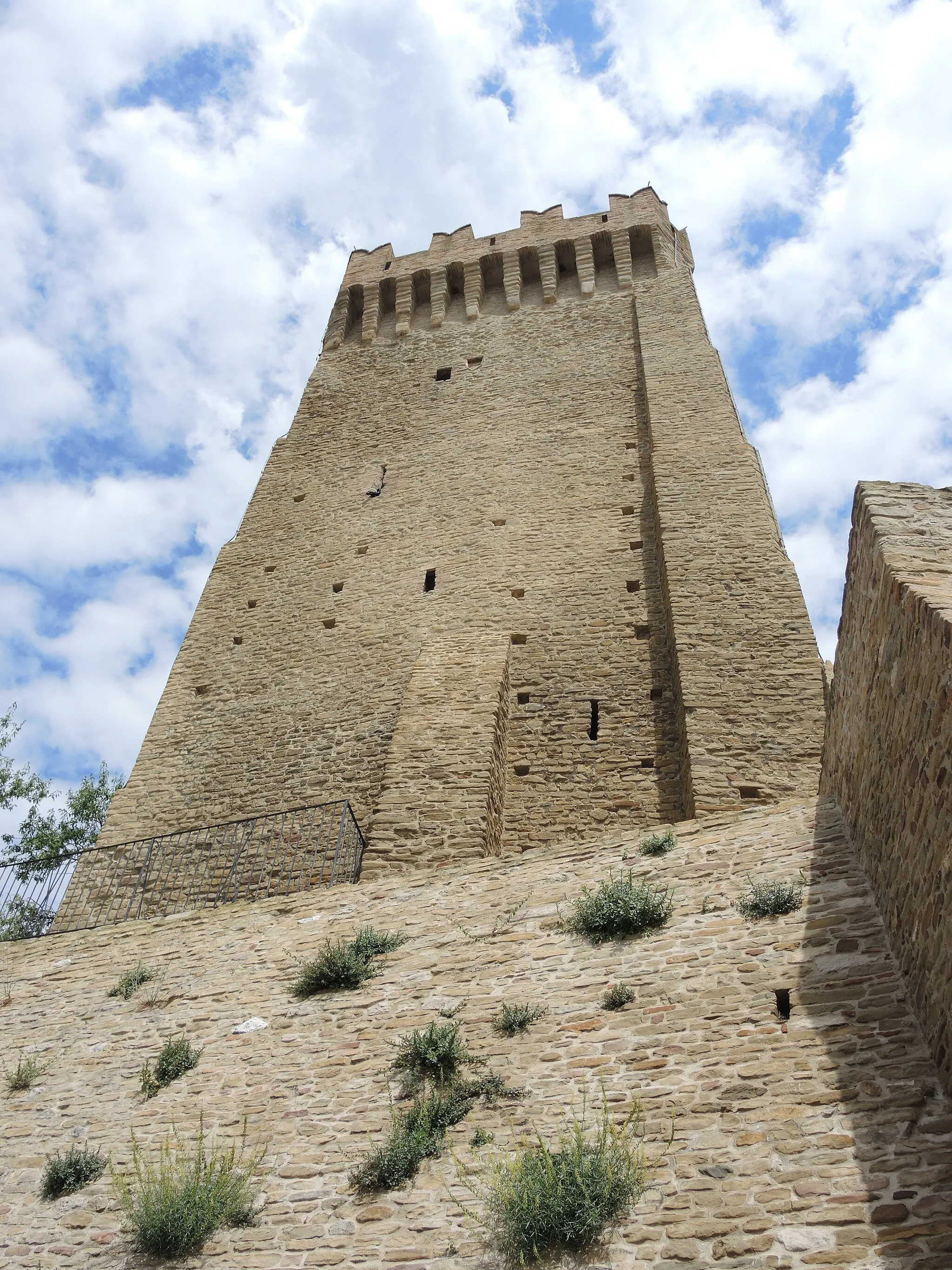 Photo showing: Torre di Montegualtieri