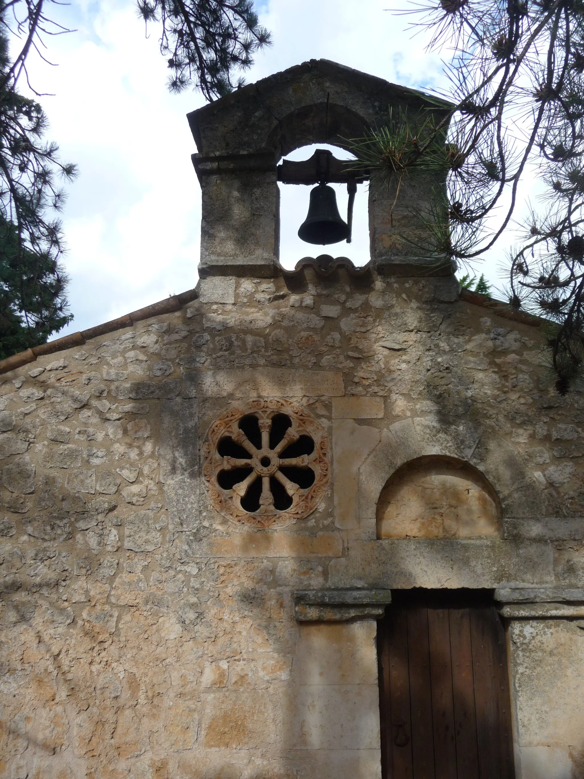 Photo showing: Campanile a vela - Bominaco