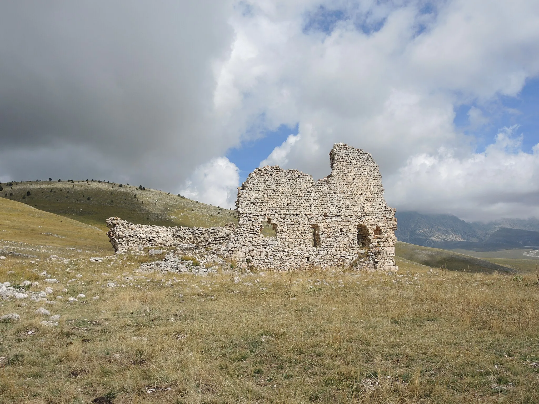 Photo showing: Campo Imperatore (AQ) - Monastero di Santa Maria del Monte