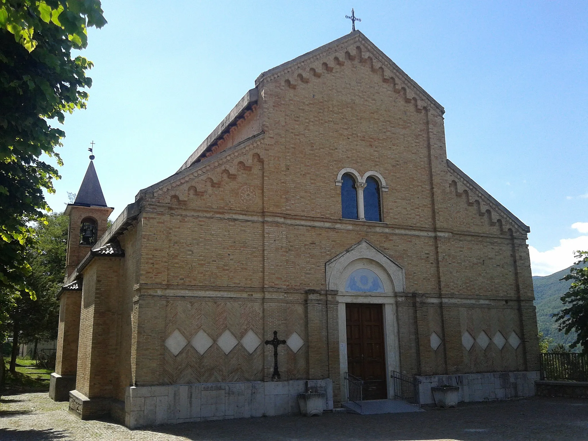 Photo showing: Petrella Liri: Chiesa di San Michele