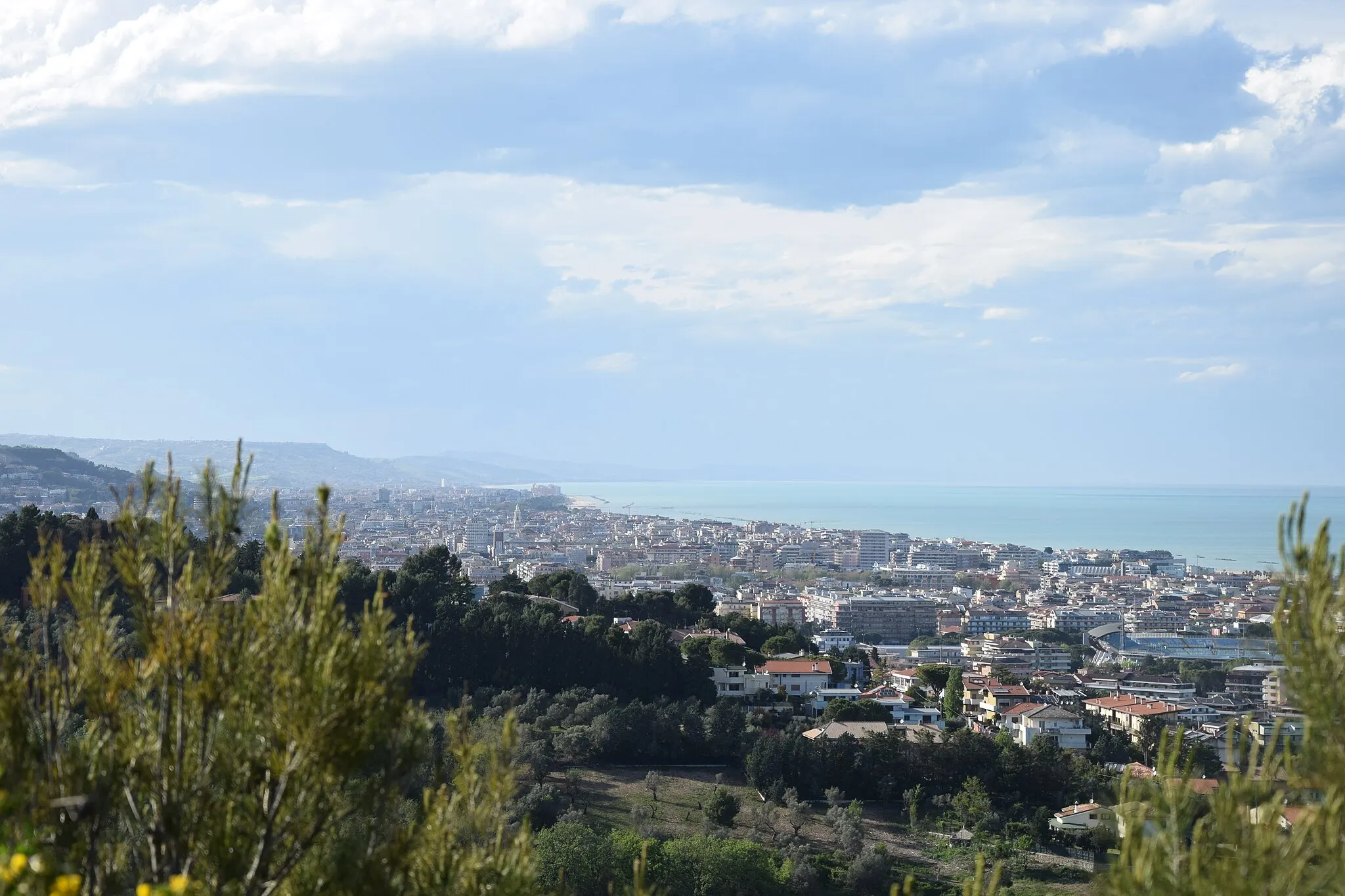 Photo showing: Pescara vista da Colle Renazzo, nella frazione San Silvestro