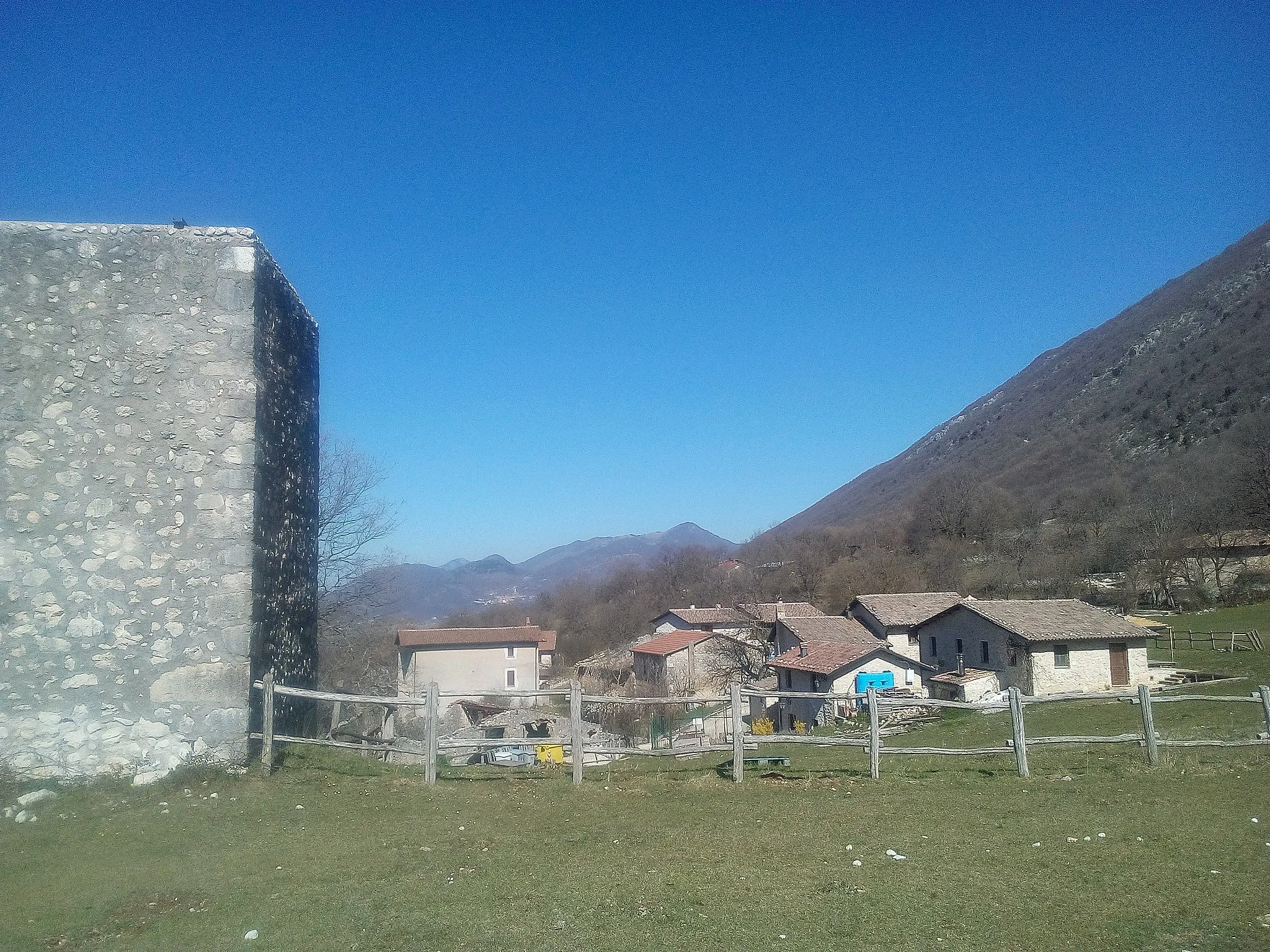 Photo showing: Spunto del borgo di Cartore