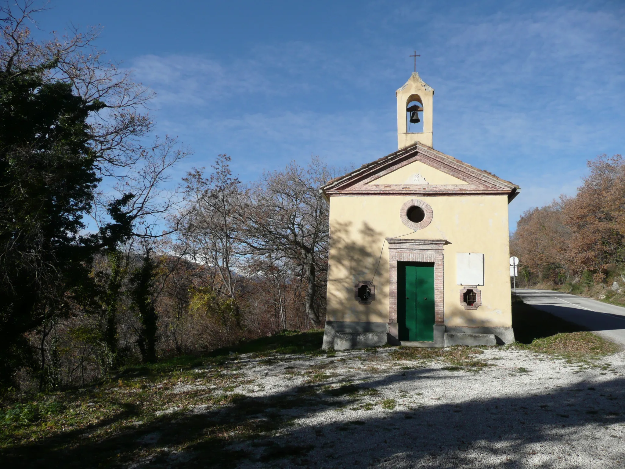 Photo showing: Ioanella, frazione di Torricella Sicura: la chiesa di Santa Barbara.