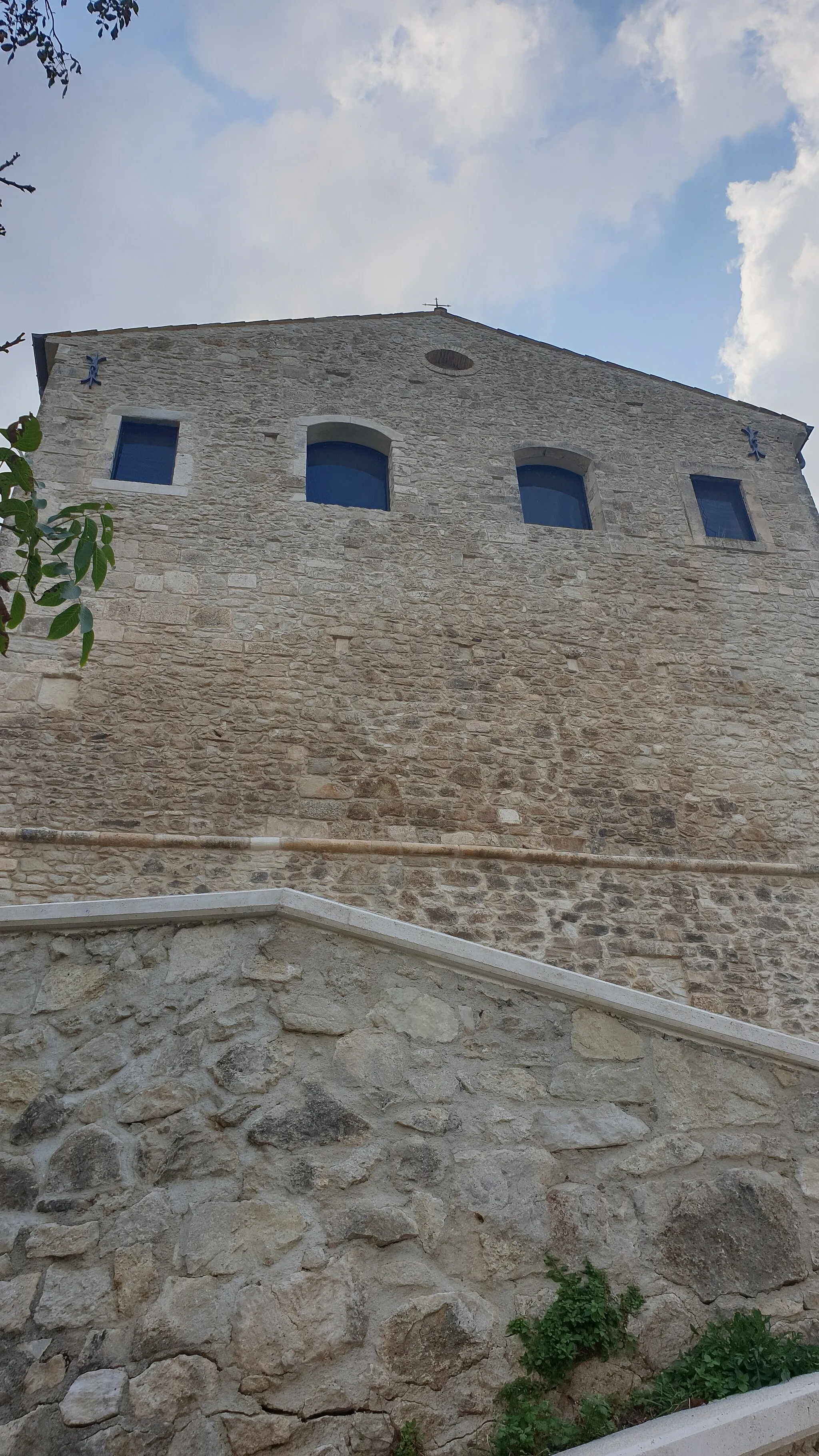 Photo showing: Roccacaramanico - Chiesa della Madonna delle Grazie