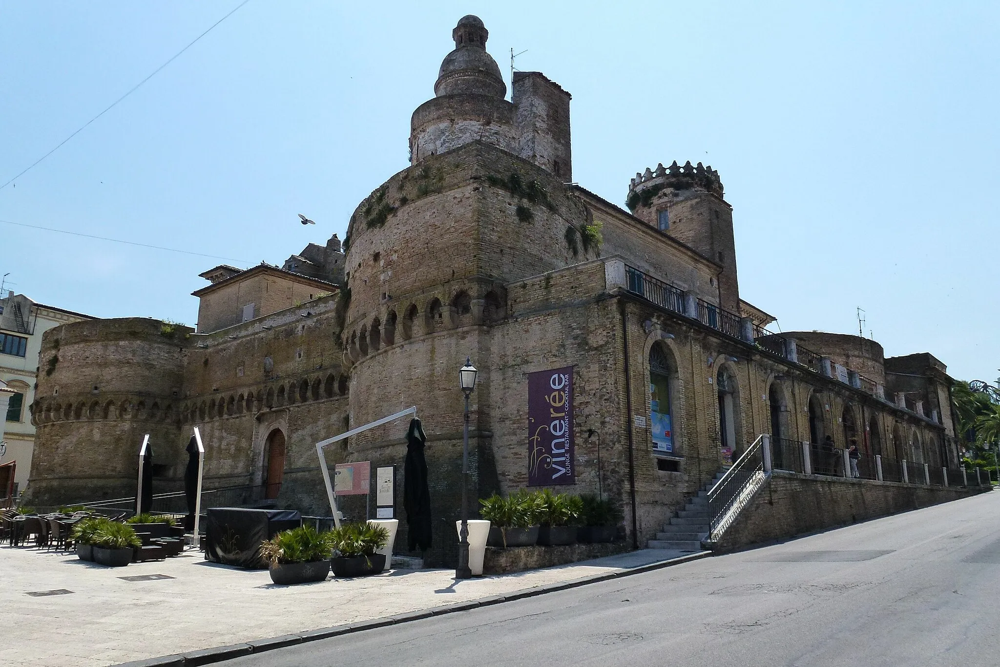 Photo showing: Vasto