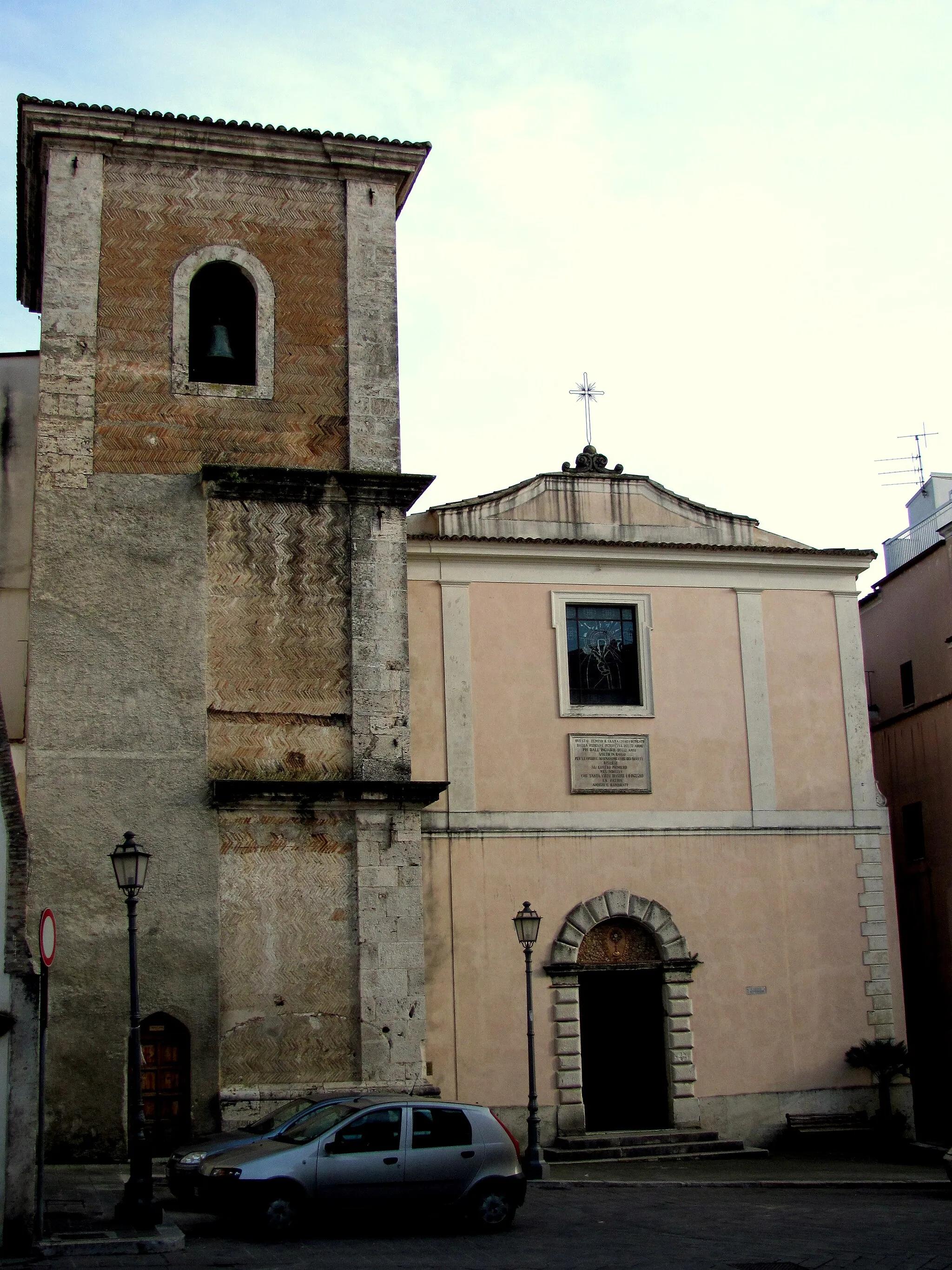 Photo showing: Chiesa Santa Chiara (Isernia)
