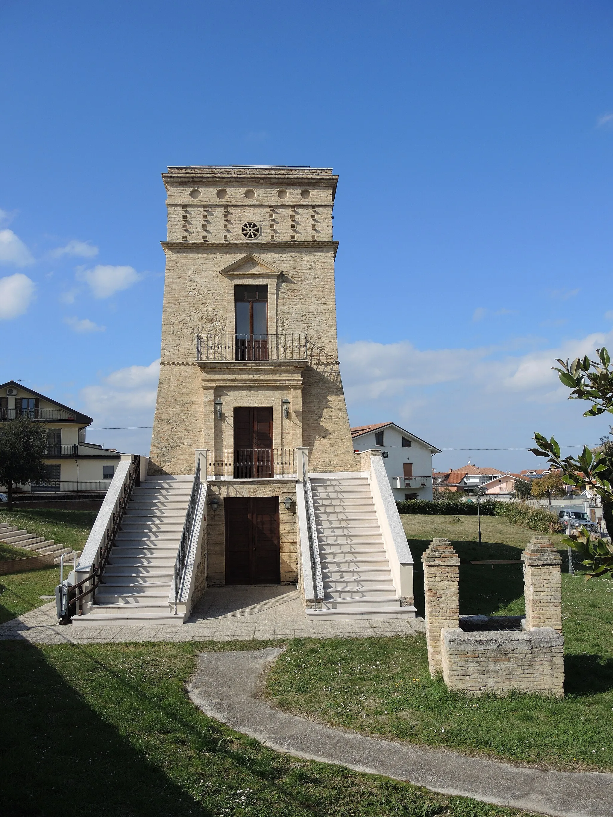 Photo showing: Orsogna: Torre di Bene