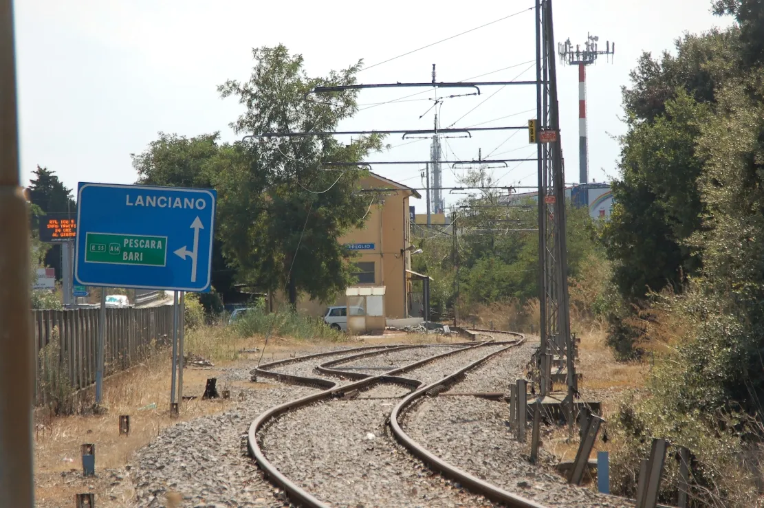 Photo showing: Treglio train station, Lanciano (Chieti), Italy.