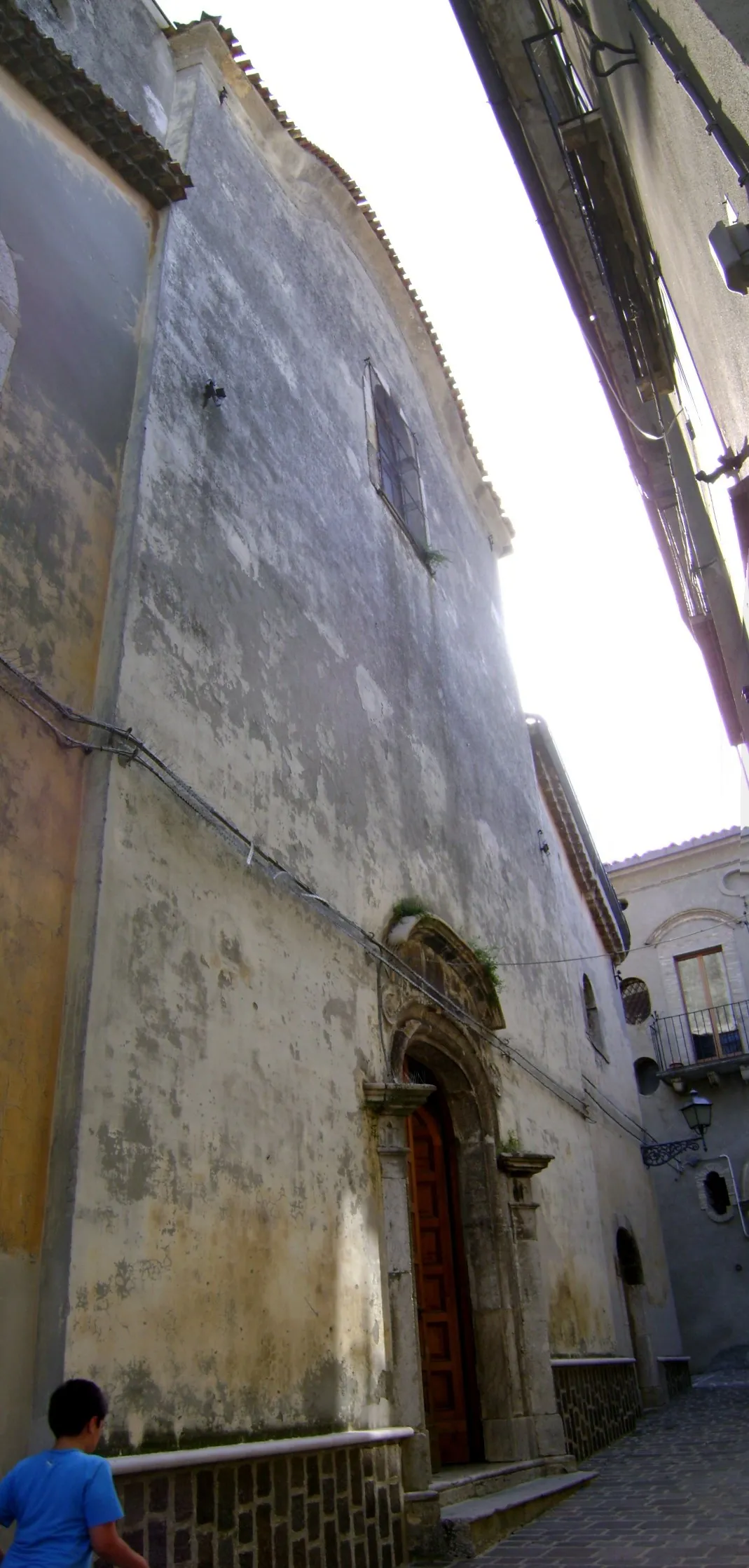 Photo showing: The facade of the church of Santa Vittoria, Tornareccio, province of Chieti, Abruzzo