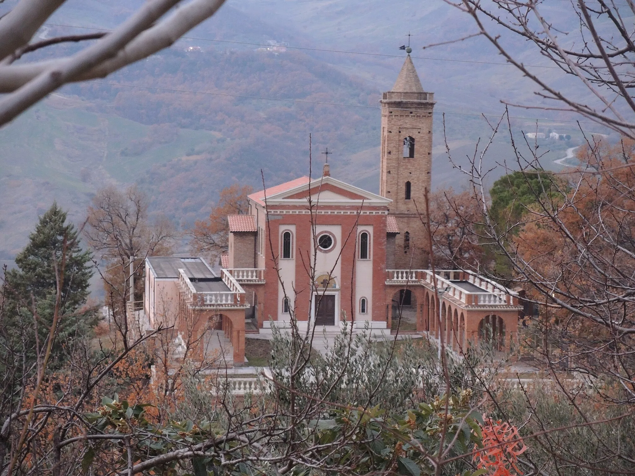 Photo showing: Bomba: Santuario di San Mauro Abate