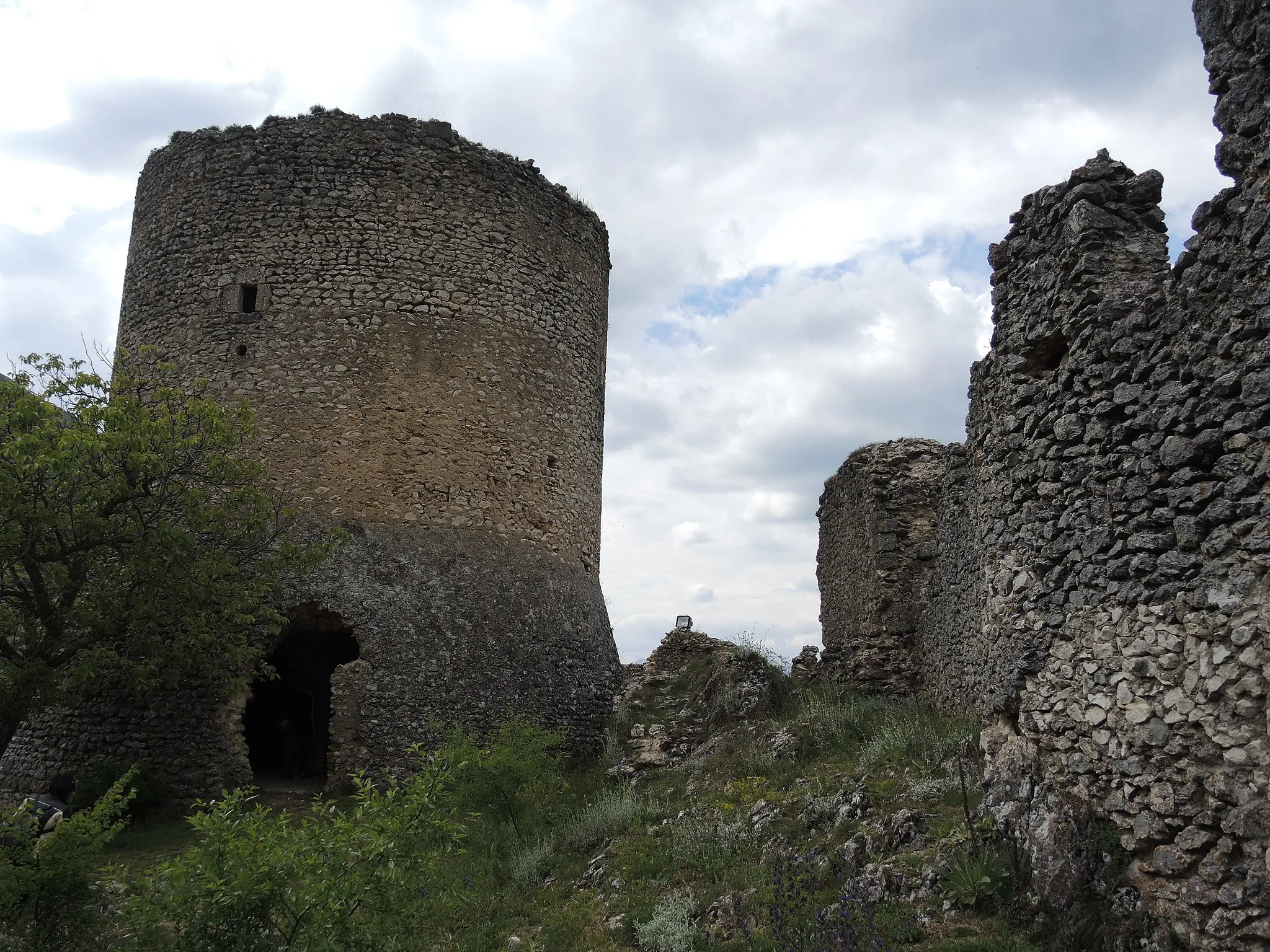 Photo showing: Ortona dei Marsi: Castello