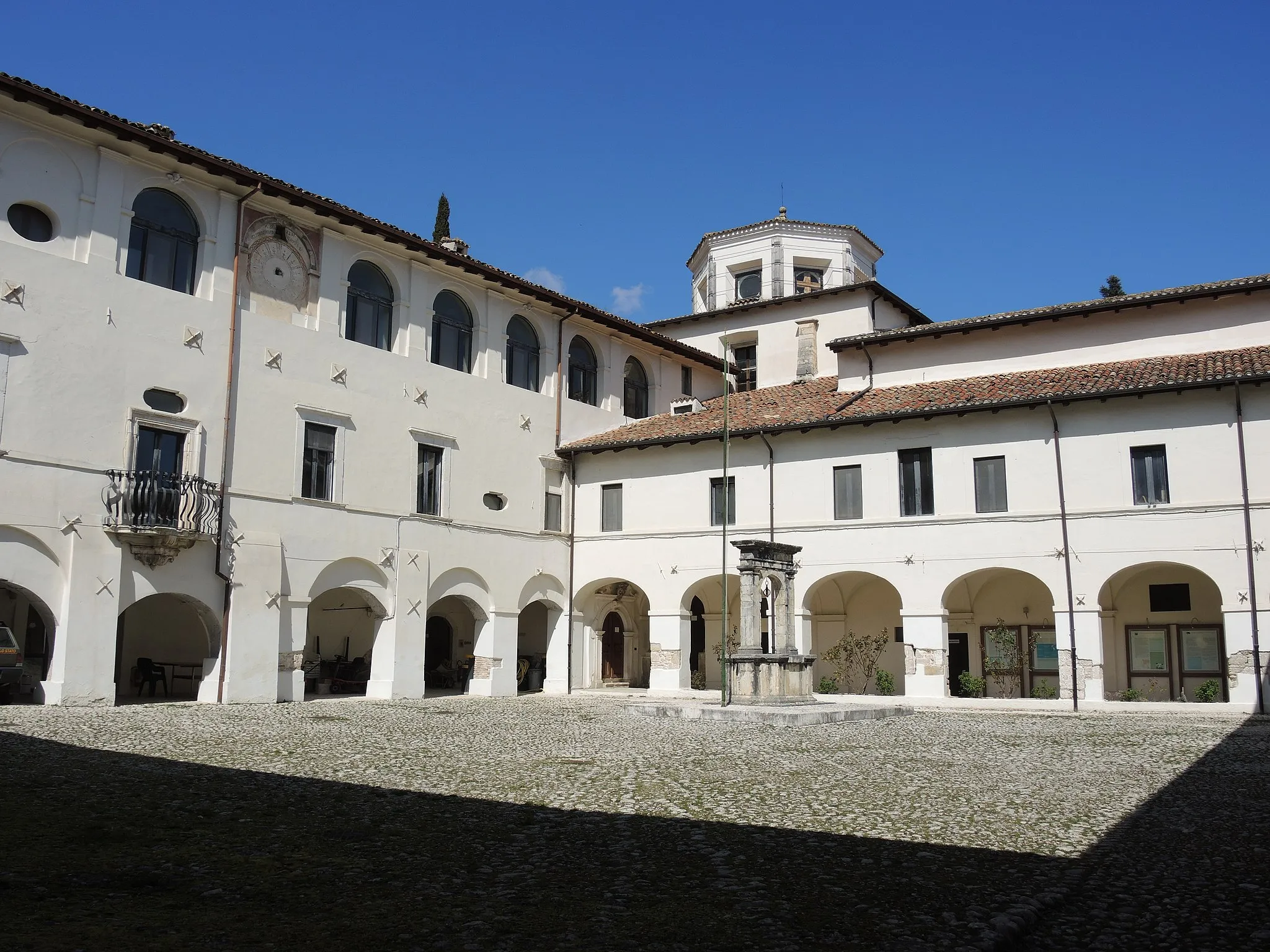 Photo showing: Gagliano Aterno: Convento di Santa Chiara