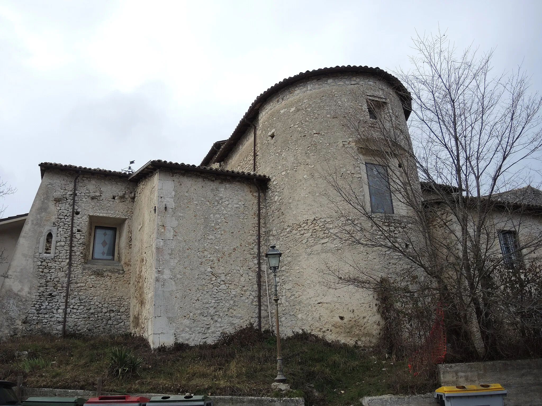 Photo showing: Collepietro (AQ): Chiesa di San Giovanni Battista