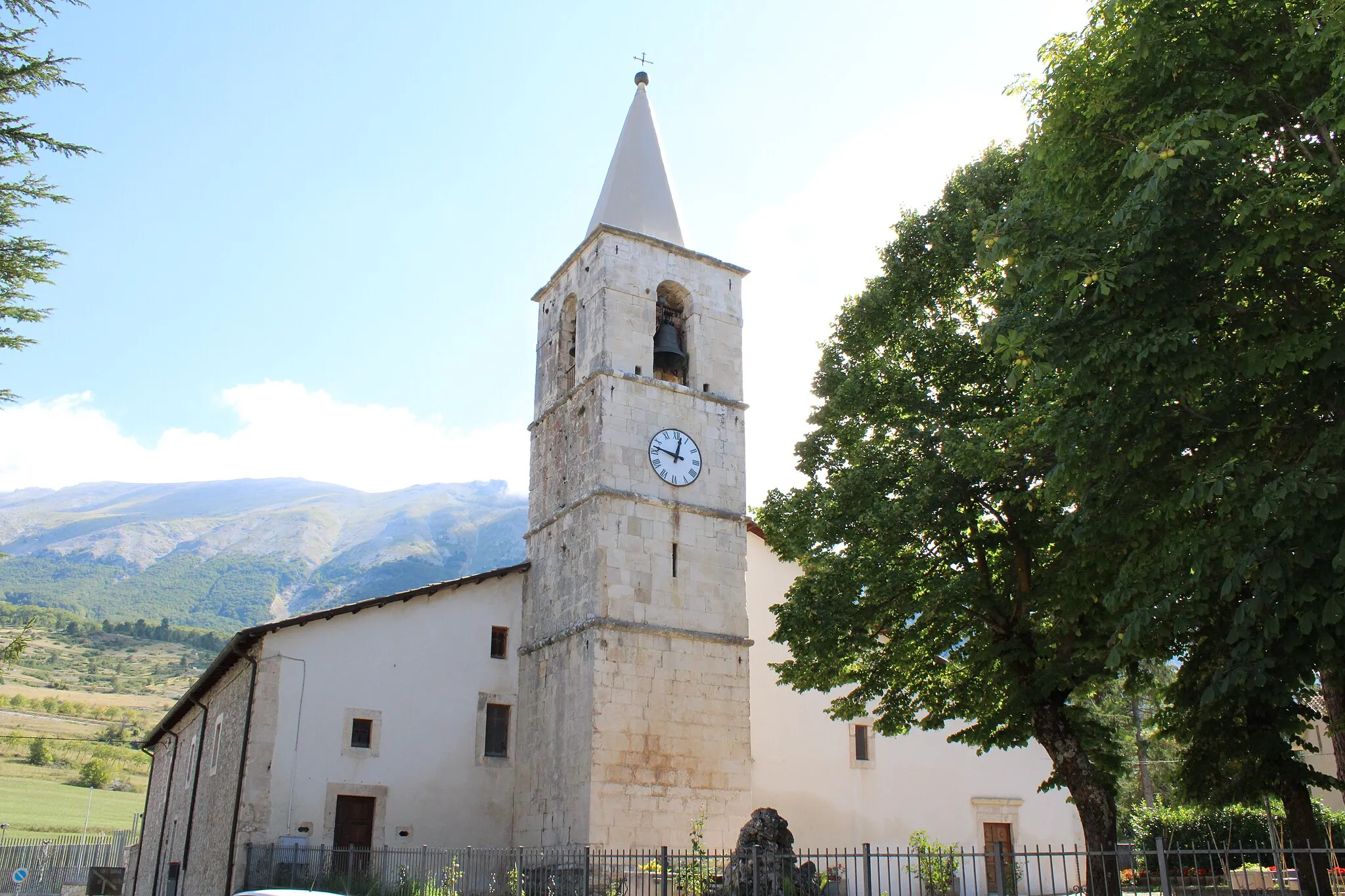 Photo showing: Esterno della chiesa madre di Sant'Eustachio di Campo di Giove