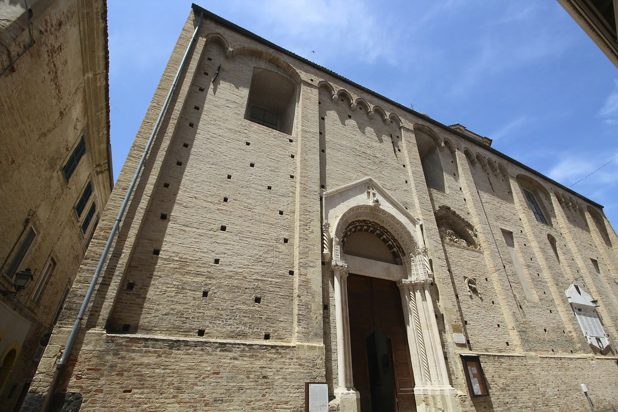 Photo showing: church San Francesco, Città Sant'Angelo, Province of Pescara, Abruzzo, Italy