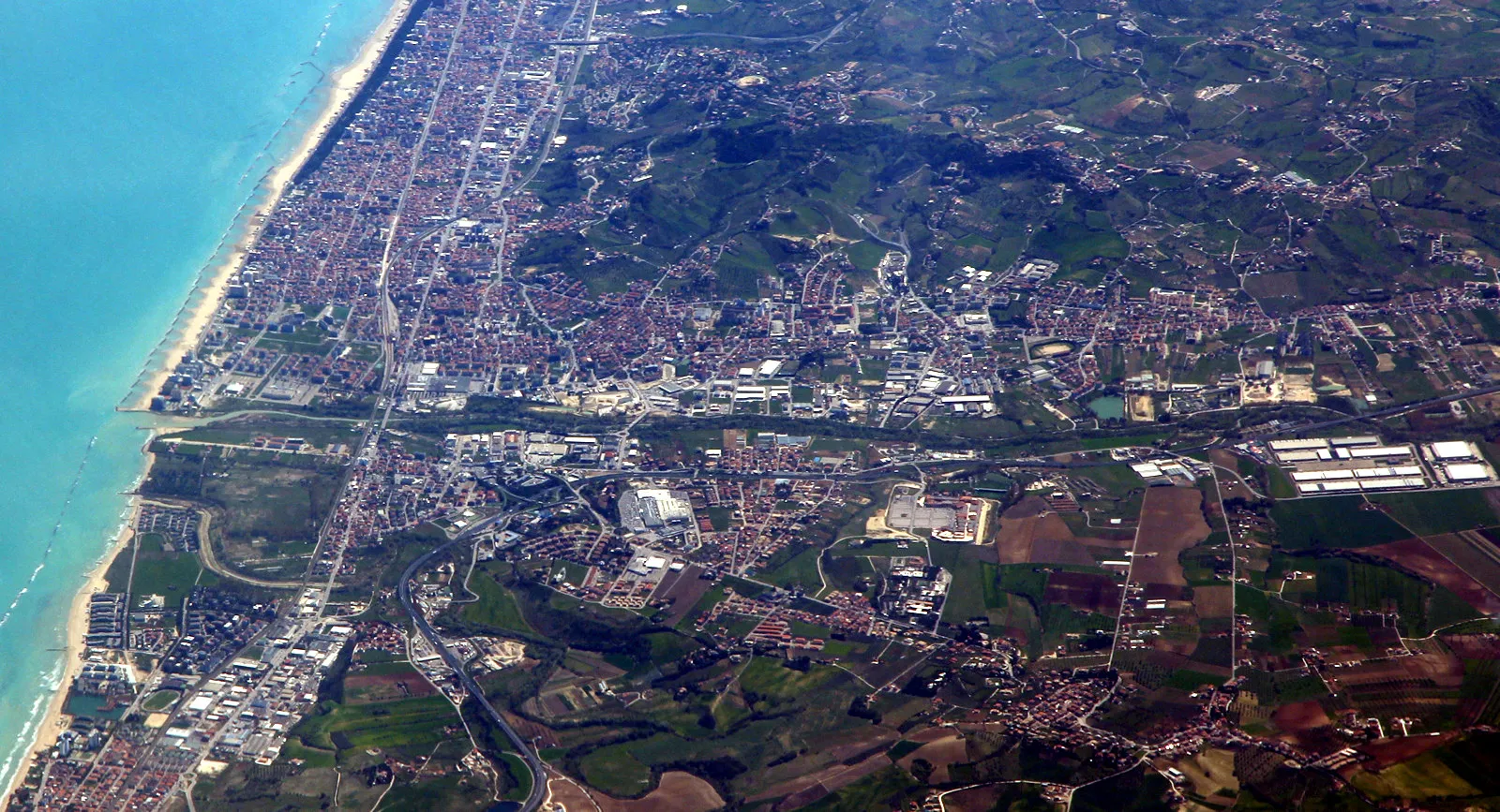Photo showing: Montesilvano, Italy. Aerial view.