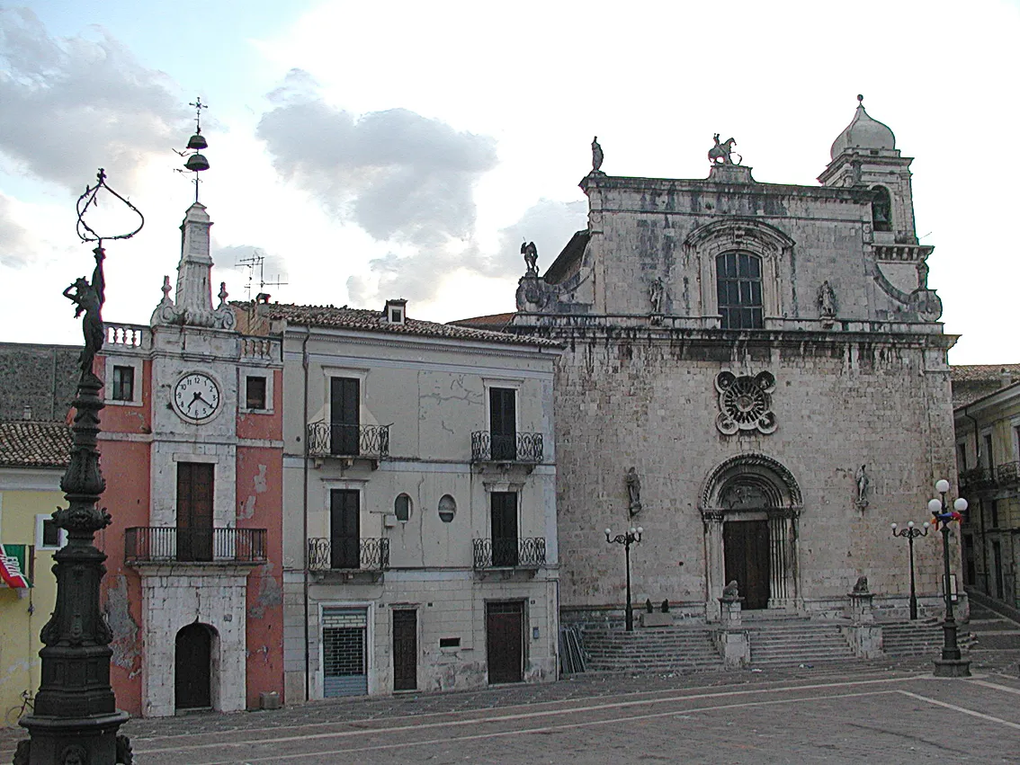 Photo showing: Torre civica i Chiesa di San Francesco