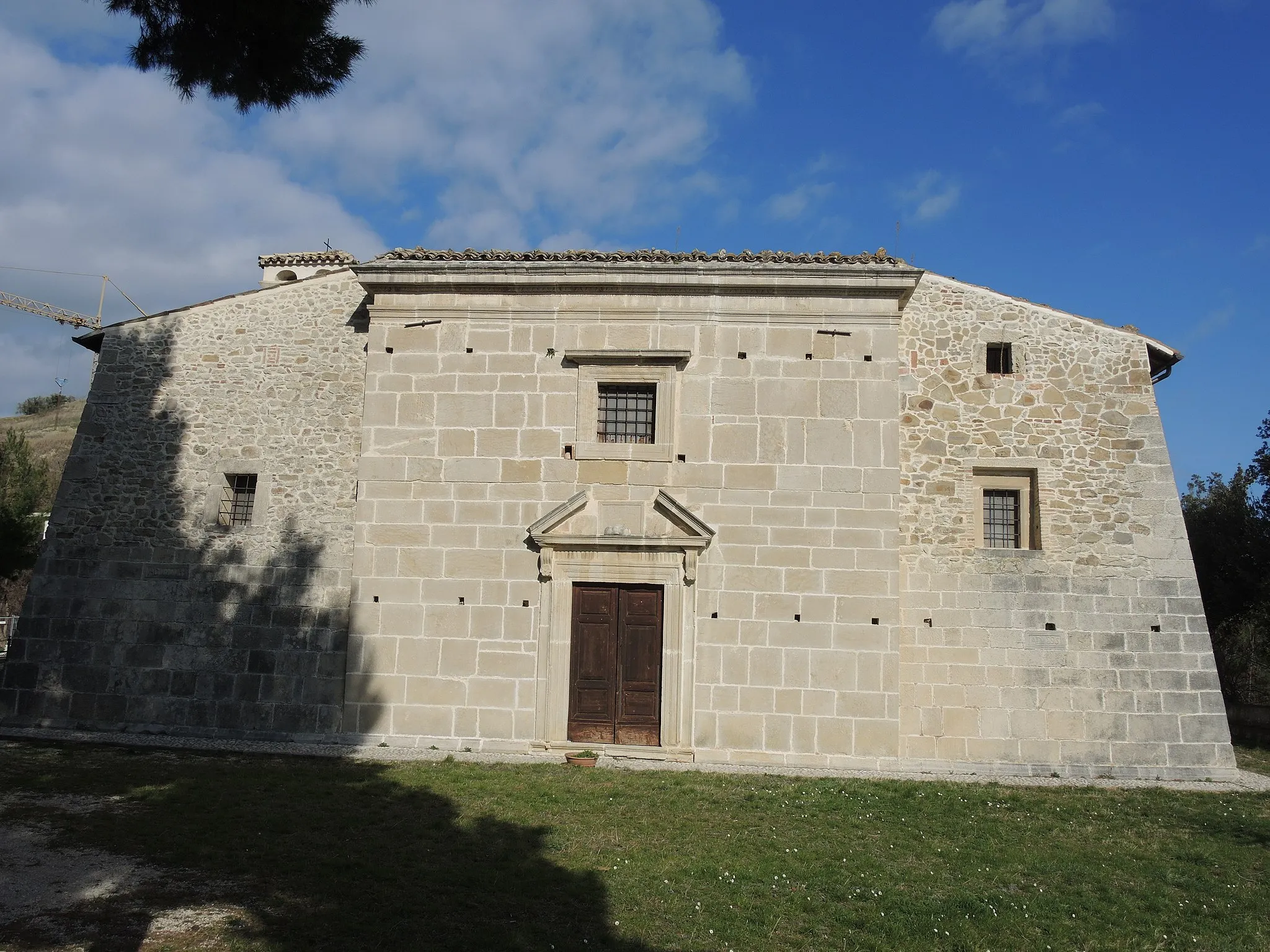 Photo showing: Pietranico: Oratorio di Santa Maria della Croce