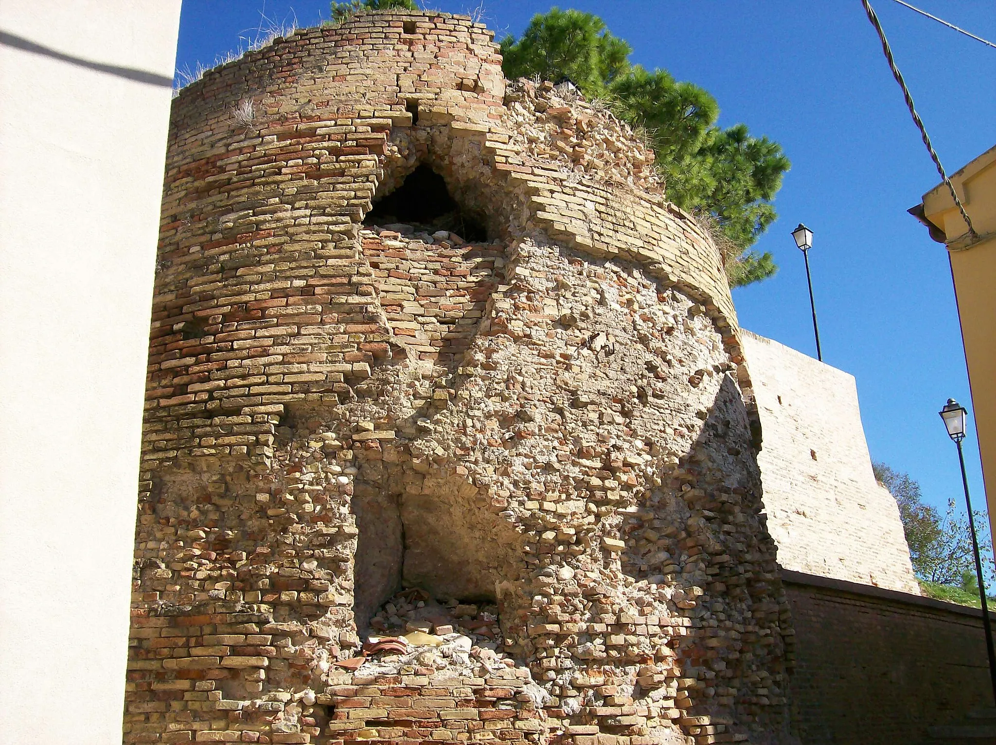 Photo showing: Rovine del castello di Spoltore