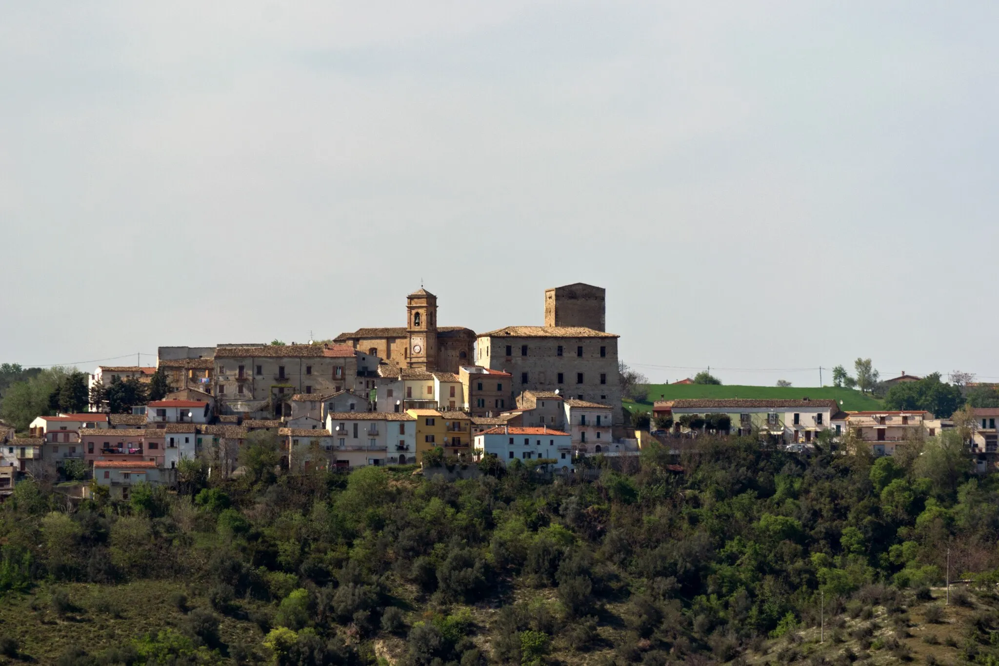 Photo showing: The town of Rosciano, Abruzzo