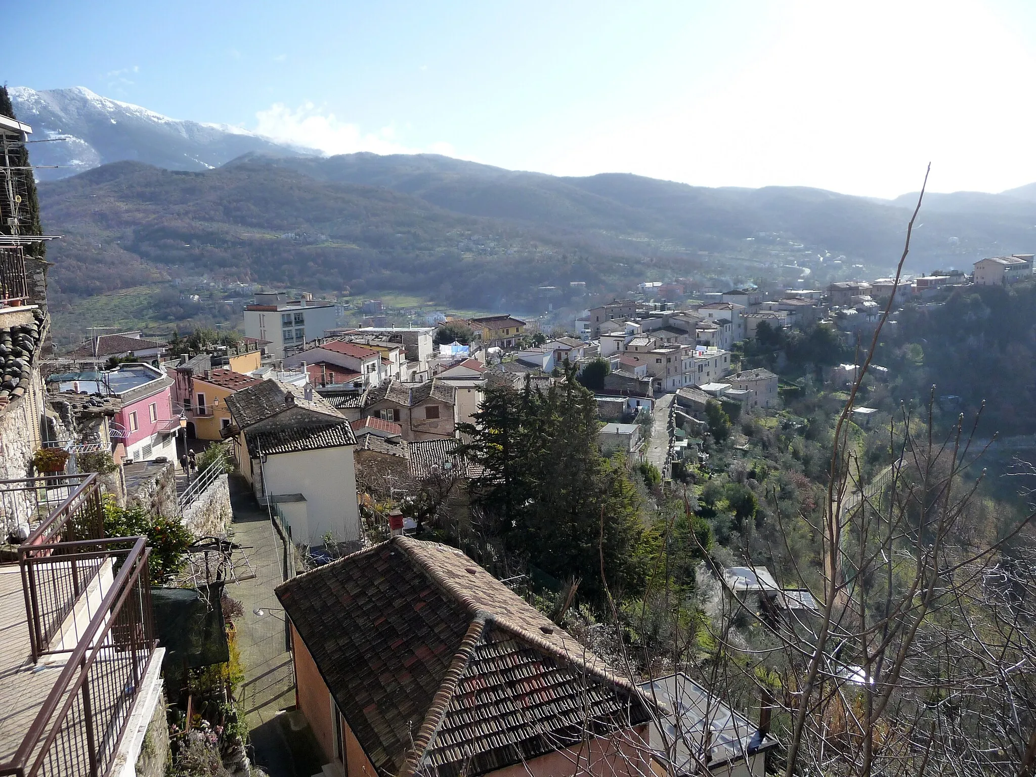 Photo showing: Scorcio sui tetti di Campoli
