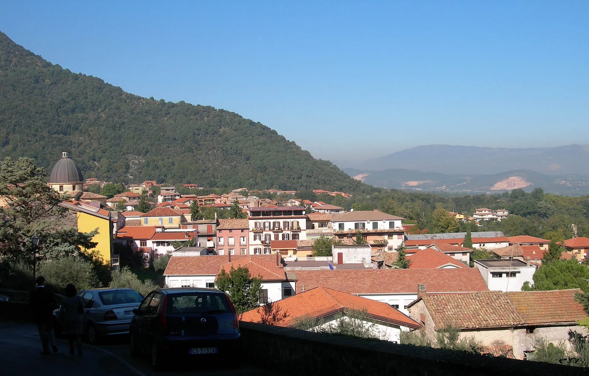 Photo showing: Panorama Supino dalla discesa dalla piazza della chiesa di San Pietro Apostolo a Supino