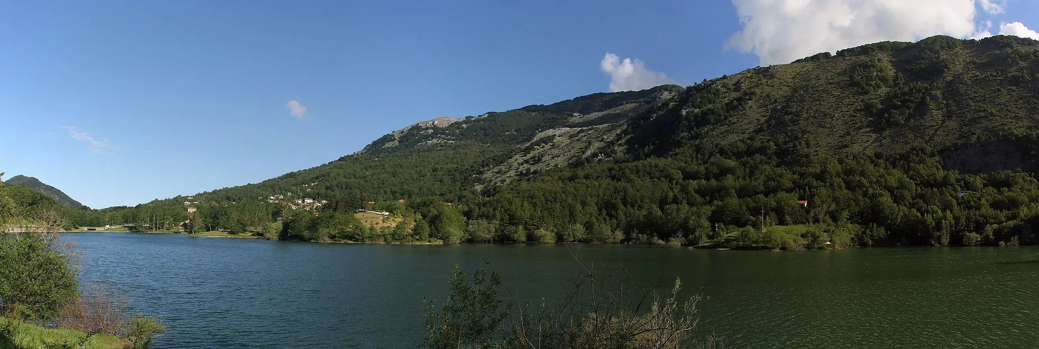 Photo showing: Lago Selva, Fontana Cicchetta, Frosinone, Lazio, Italy