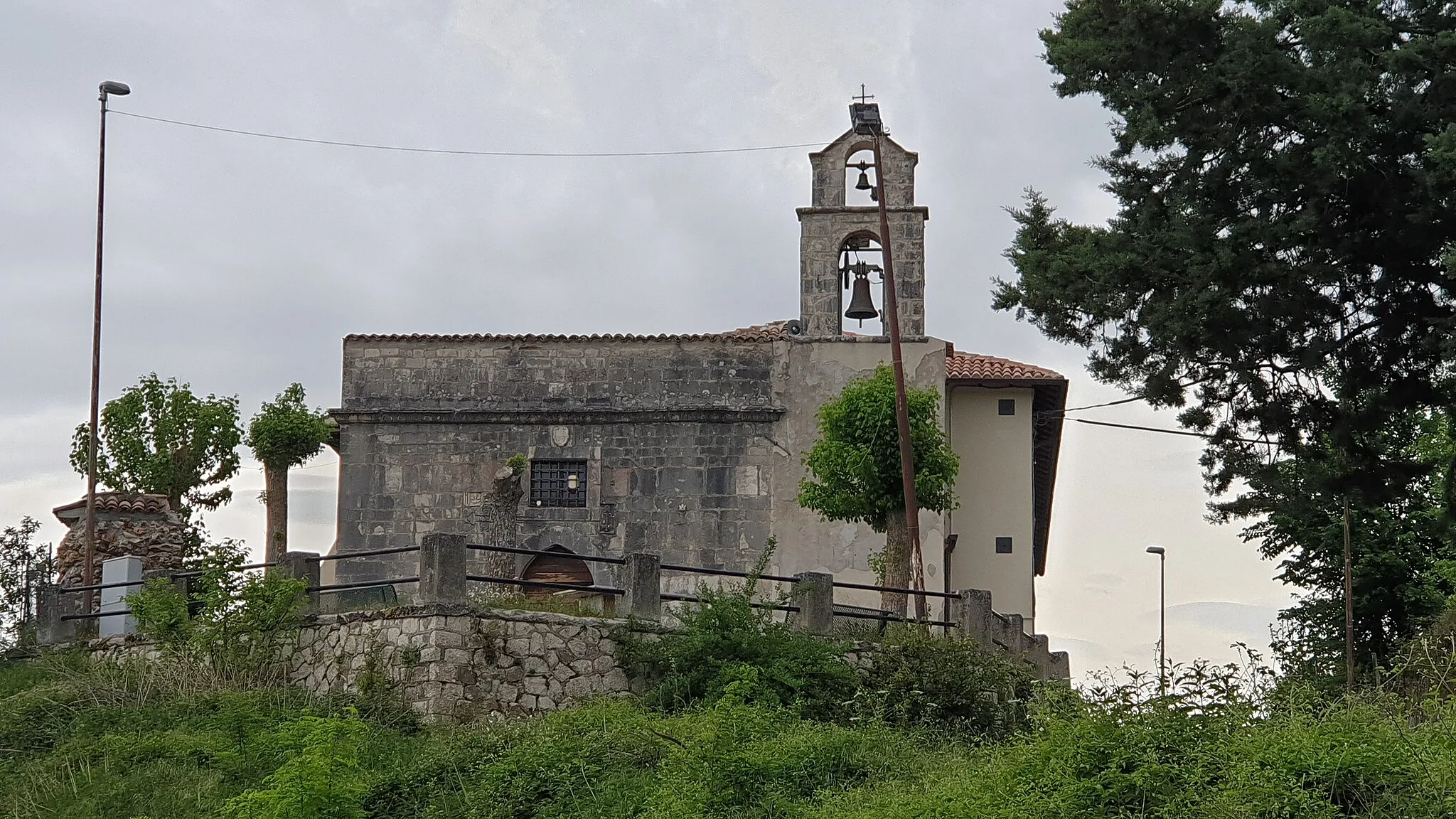Photo showing: Chiesa di San Pietro Apostolo (Sassa, L'Aquila)