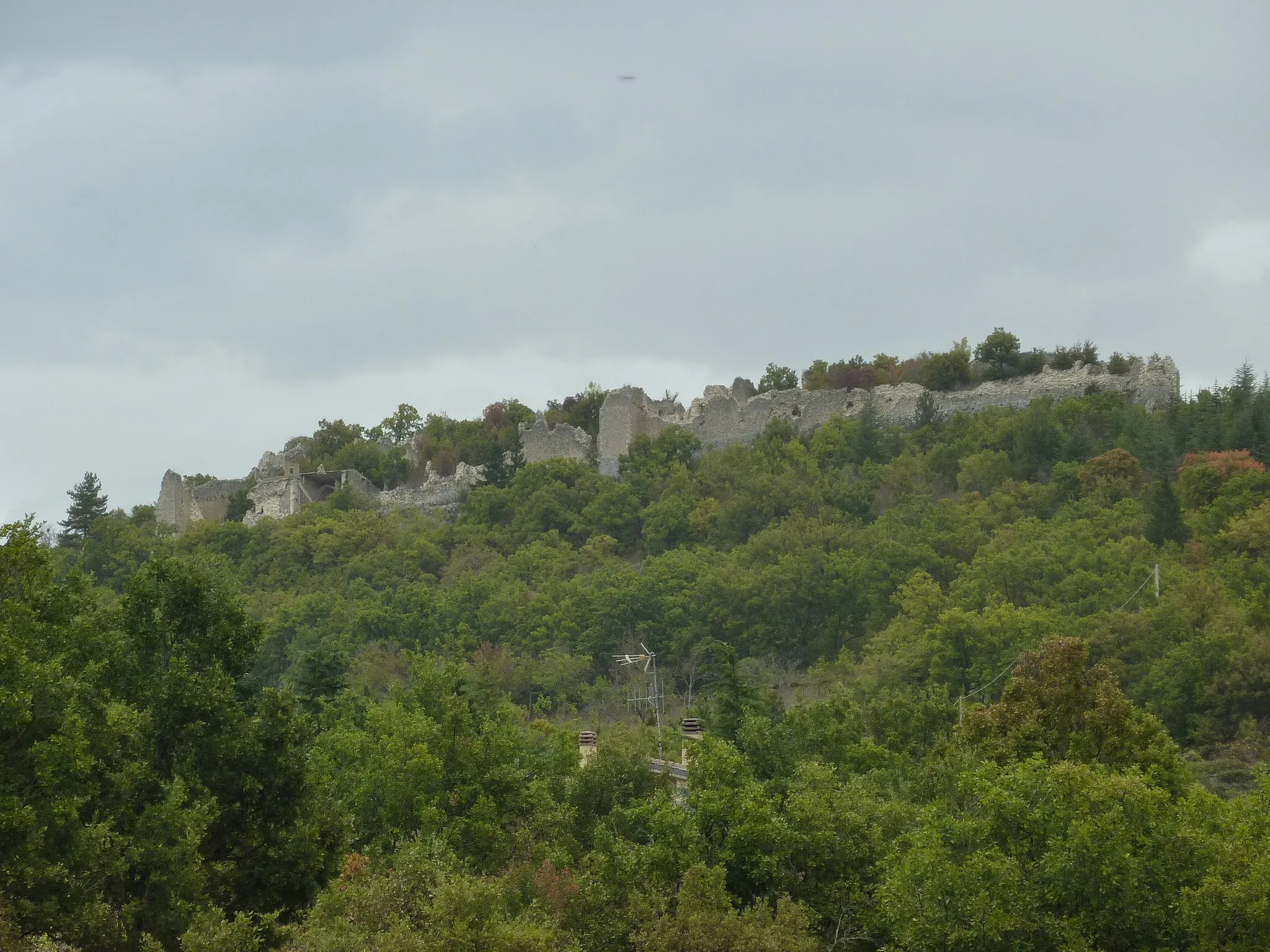 Photo showing: Ocre (AQ): Castello