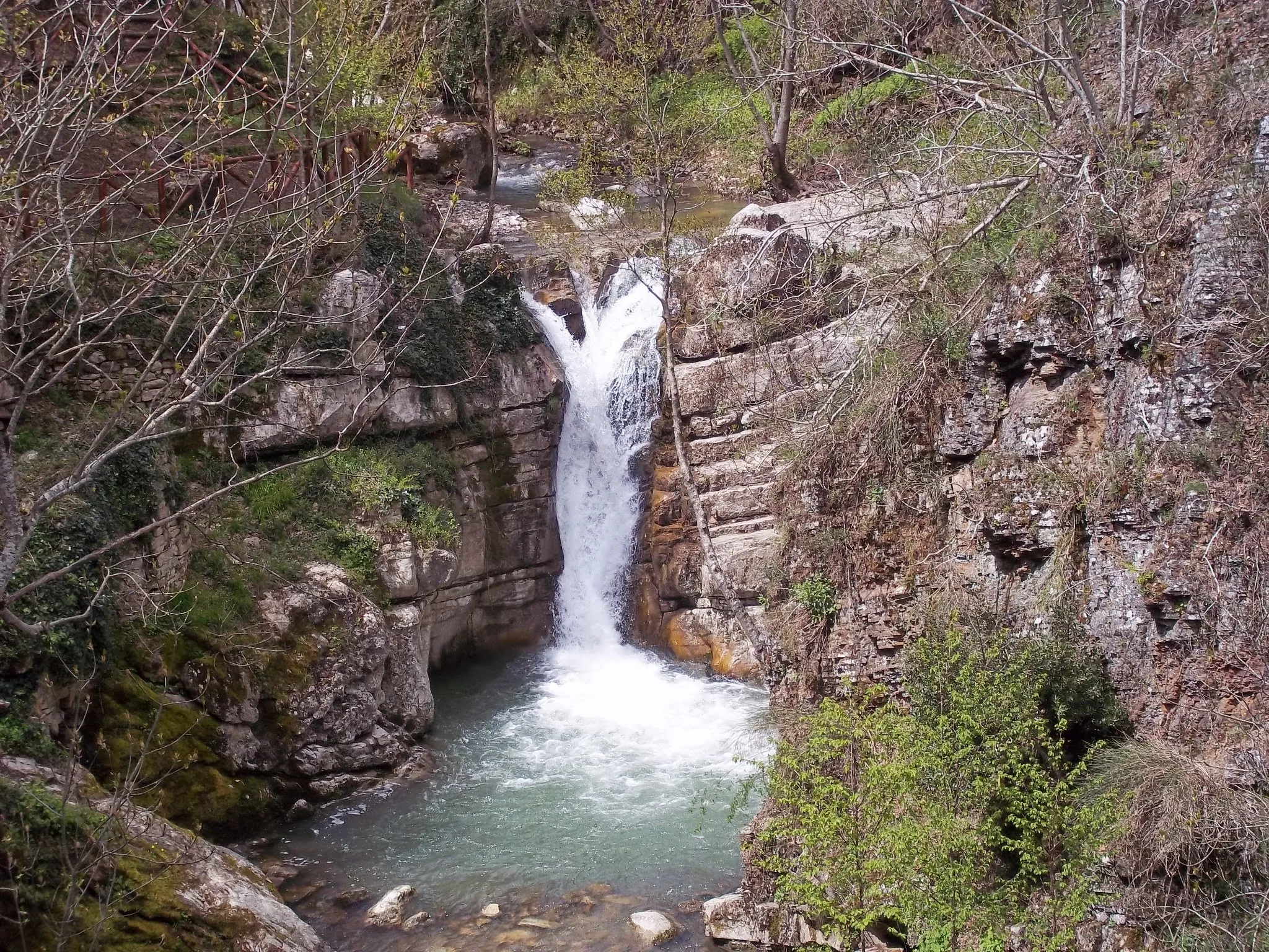 Photo showing: Cascata U Uattënniérë, Cascate di San Fele