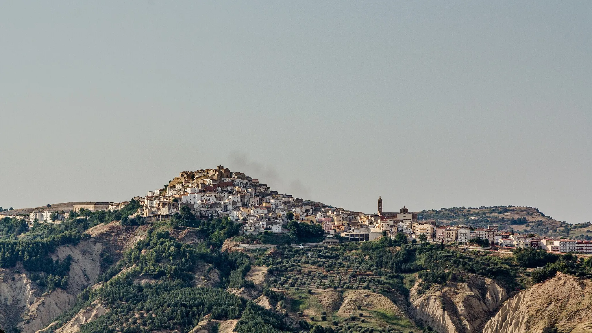 Photo showing: Veduta di it:Pomarico da sud-ovest.