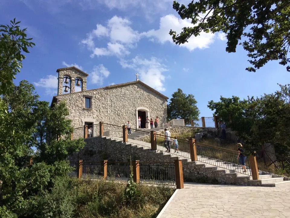 Photo showing: Santuario del Monte Saraceno