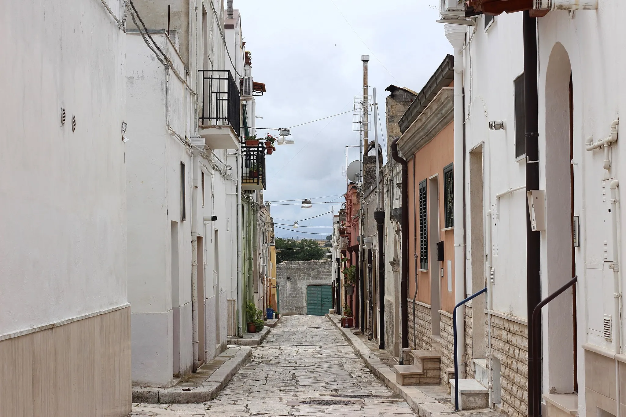 Photo showing: via Acerenza, Spinazzola - Borgo Saraceno